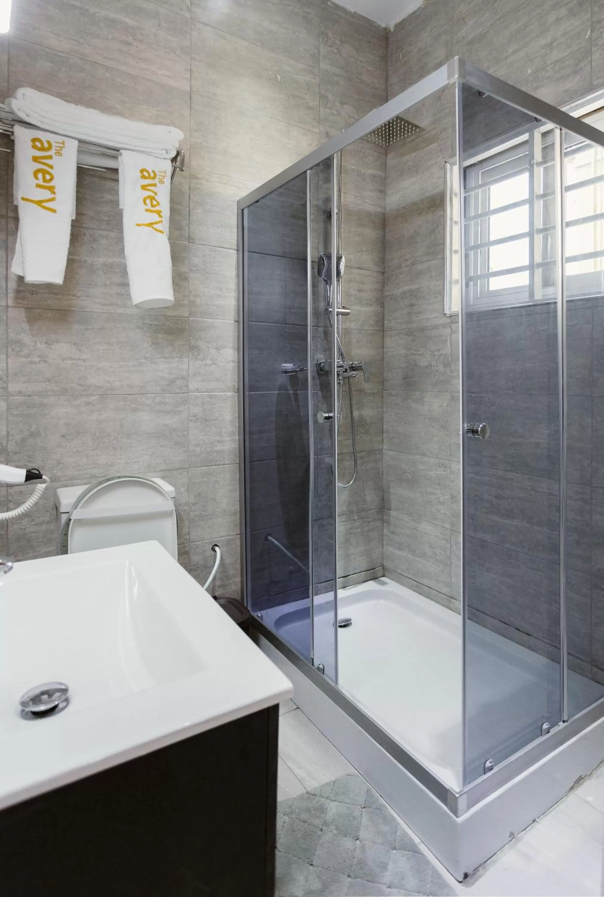 Shower, Bathroom in The Avery Suites, East Legon
