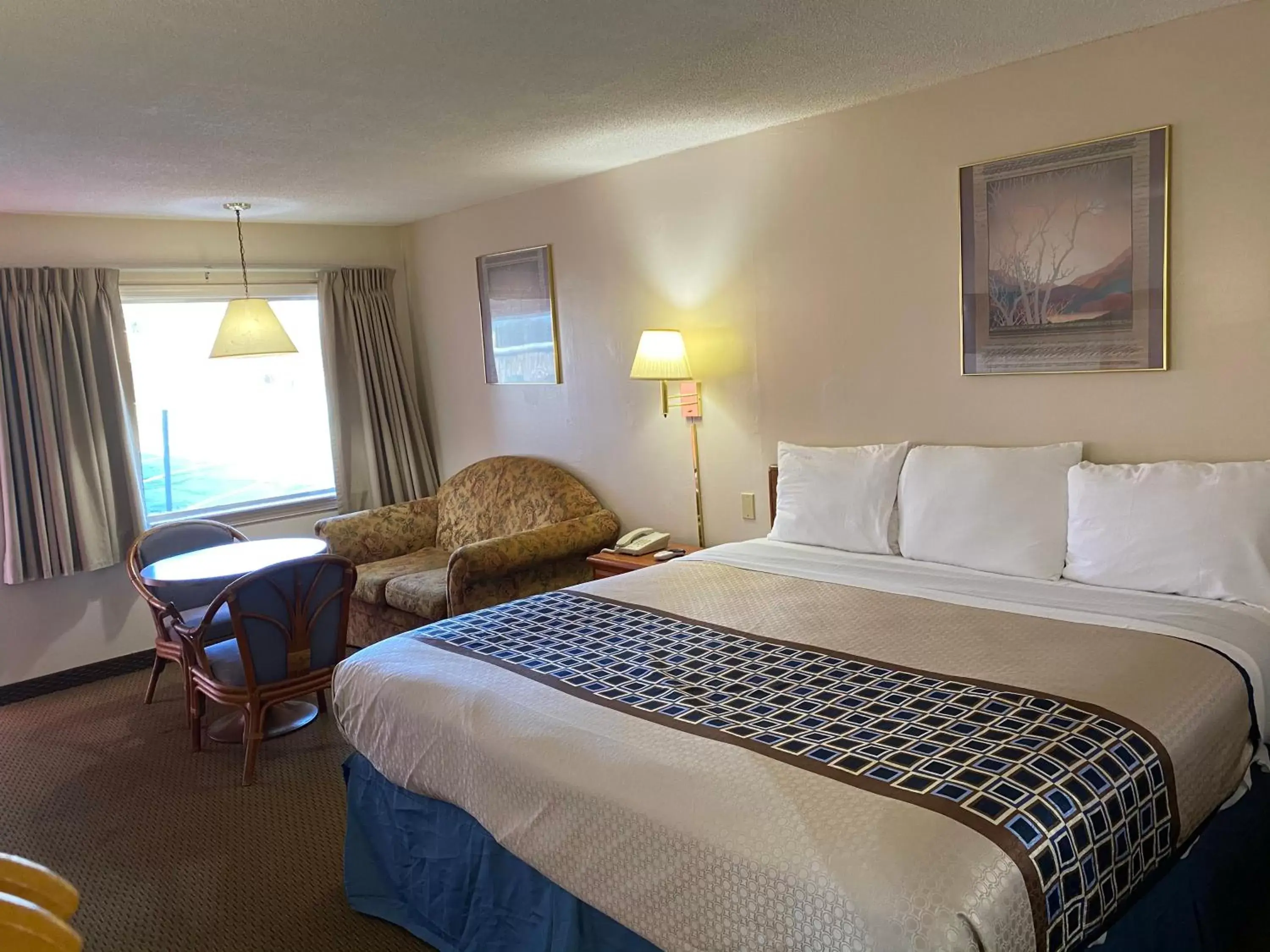 King Room - Non-Smoking in Parkview Motel King Room - Non-Smoking in Parkview Motel