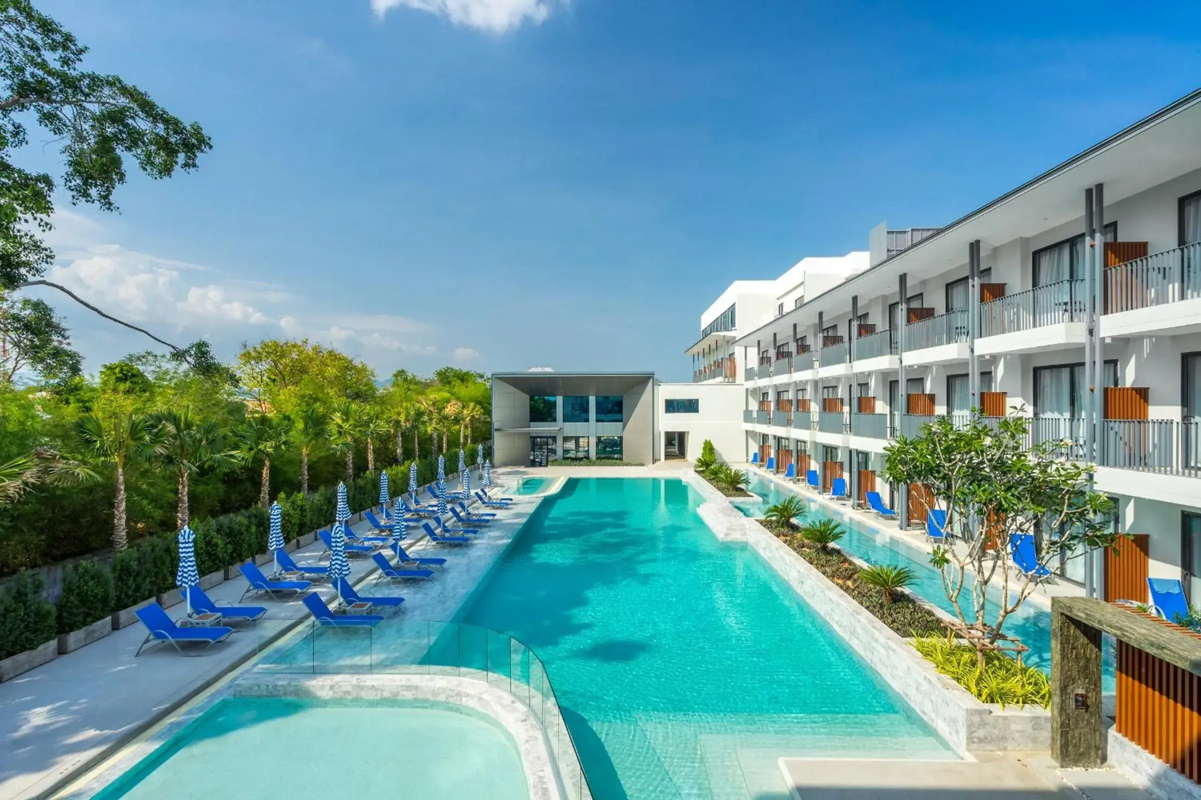 Deluxe Double or Twin Room with Pool View in Seabed Grand Hotel Phuket - SHA Extra Plus Deluxe Double or Twin Room with Pool View in Seabed Grand Hotel Phuket - SHA Extra Plus