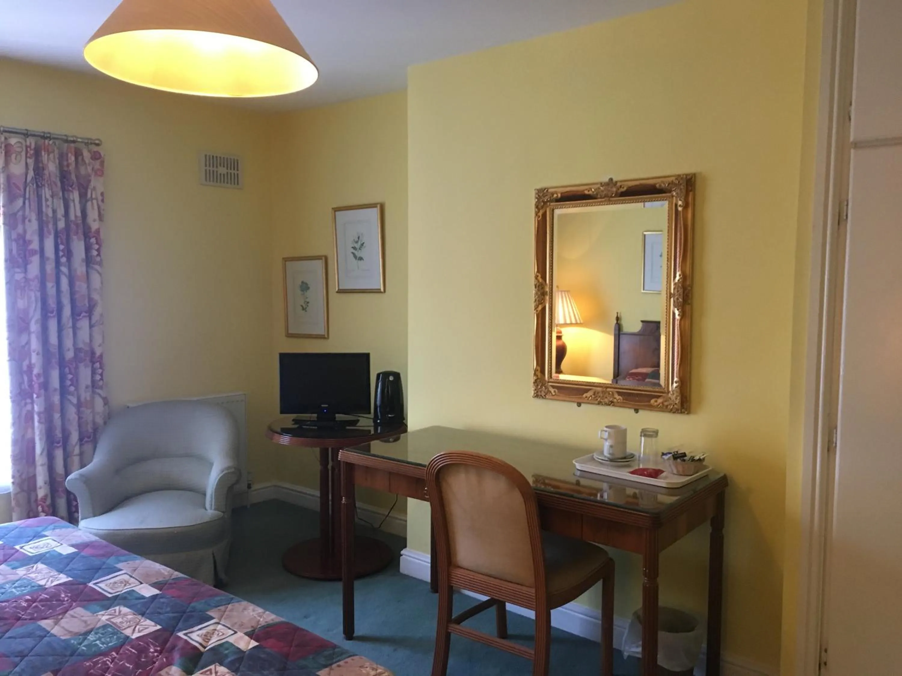 TV and multimedia, Bed in Dukes Head Inn