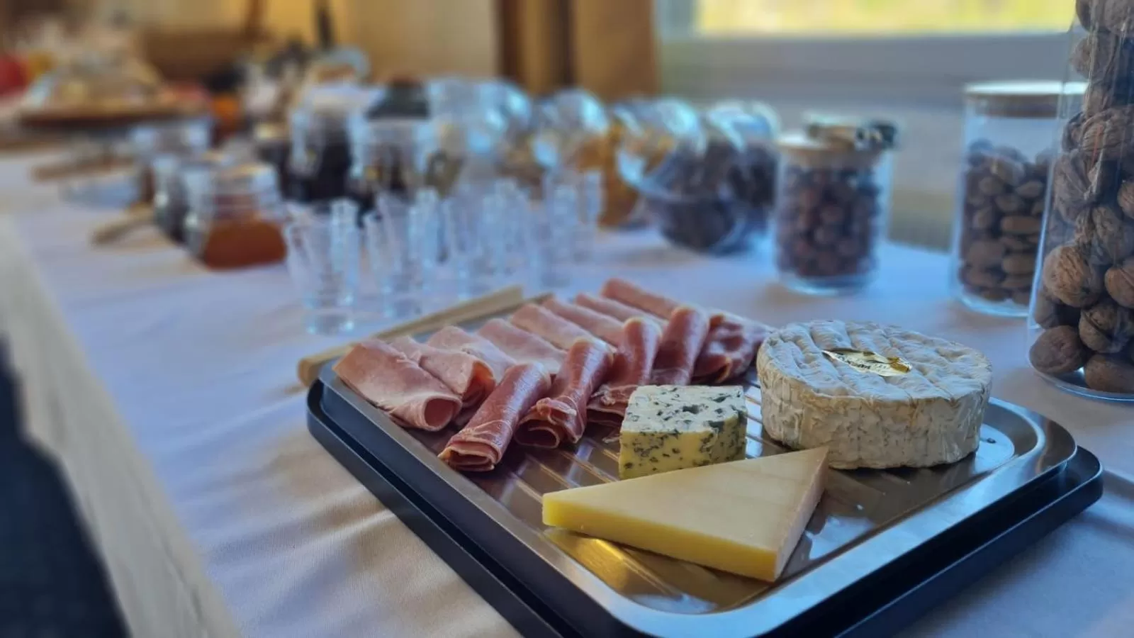 Breakfast in Hotel De La Poste