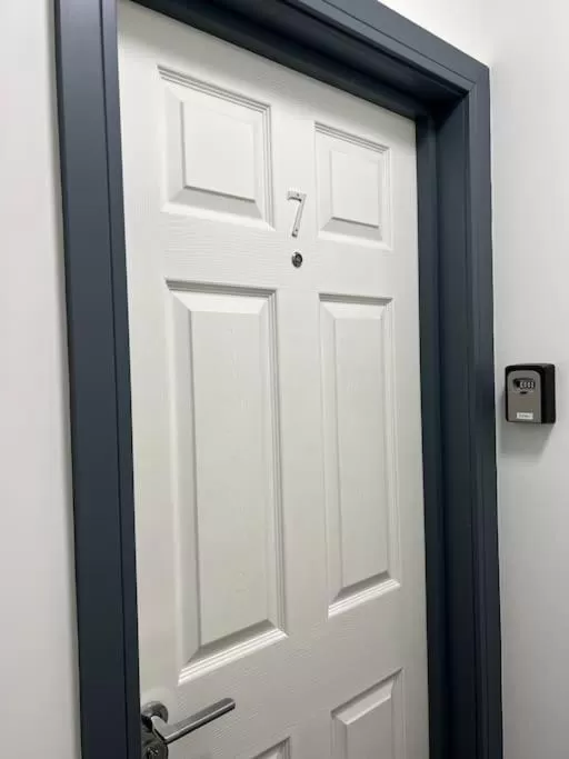 Facade/entrance in Newly refurbished studio, great location 8 studios