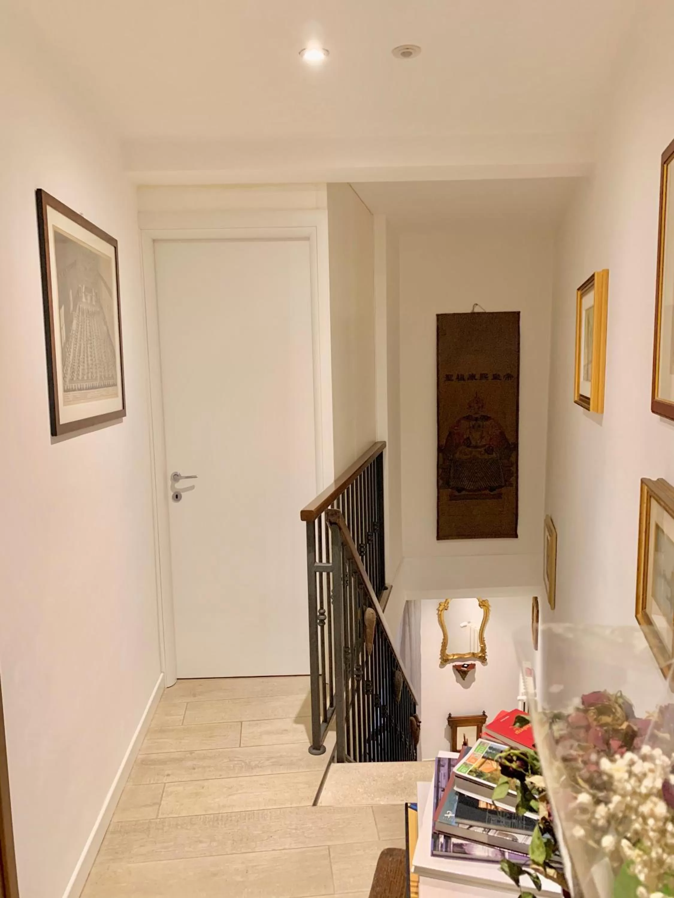 Decorative detail in B&B Fortuny