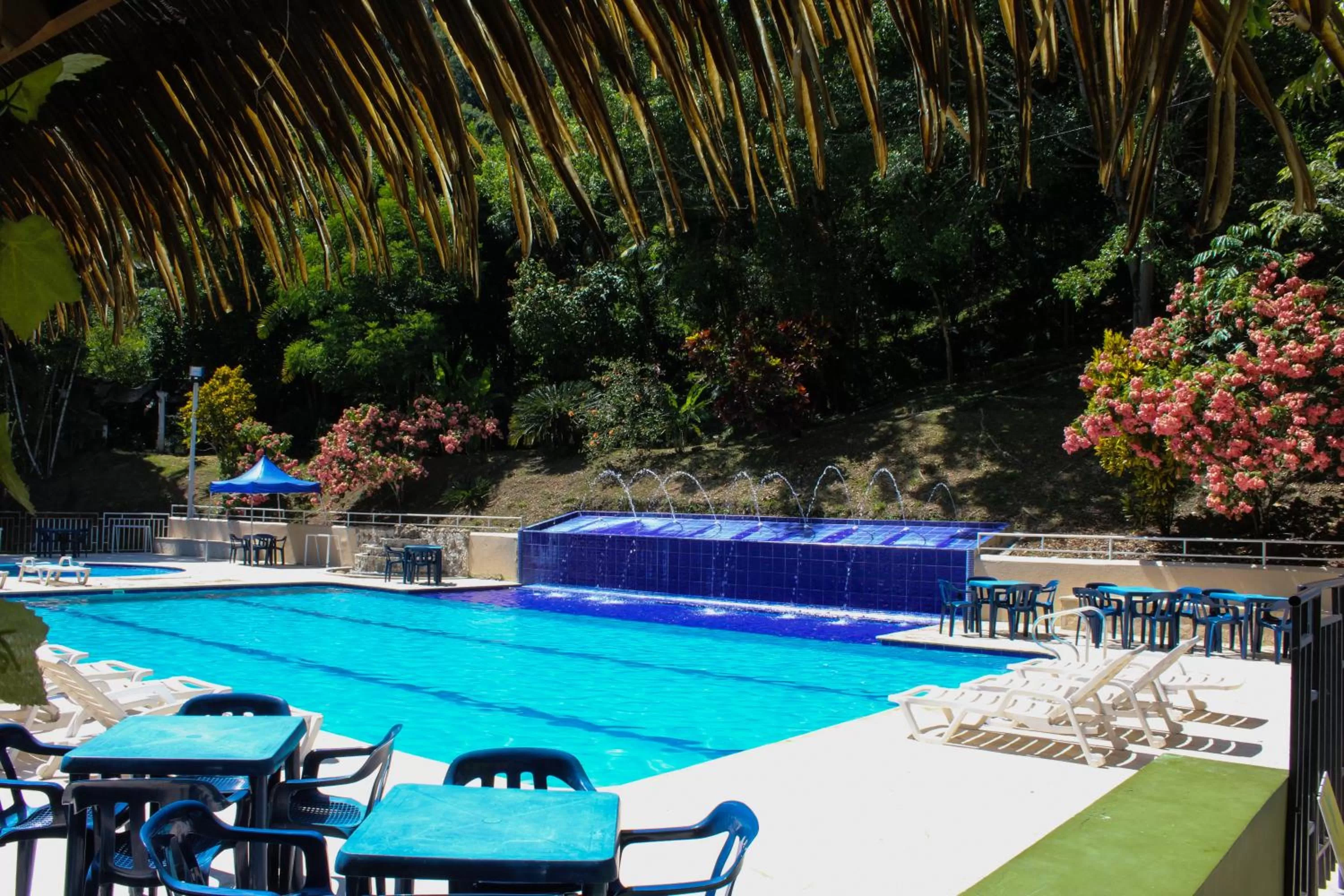 Pool view, Swimming Pool in Rio Escondido