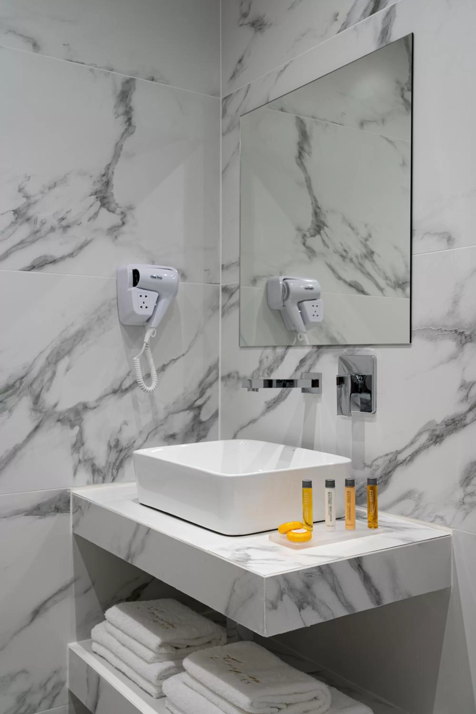 Bathroom in Evripidou Suites