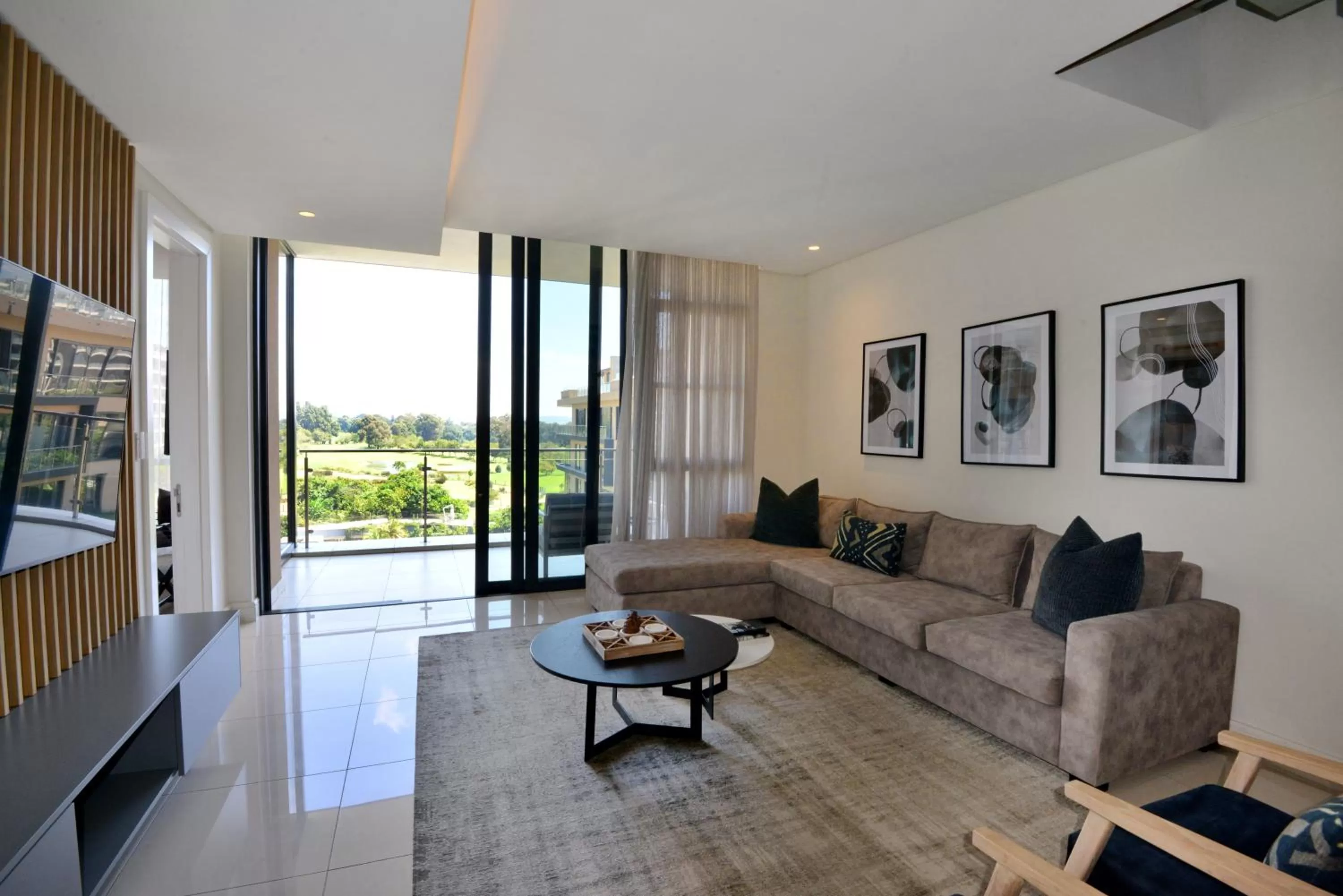 TV and multimedia in The Houghton Hotel, Spa, Wellness & Golf