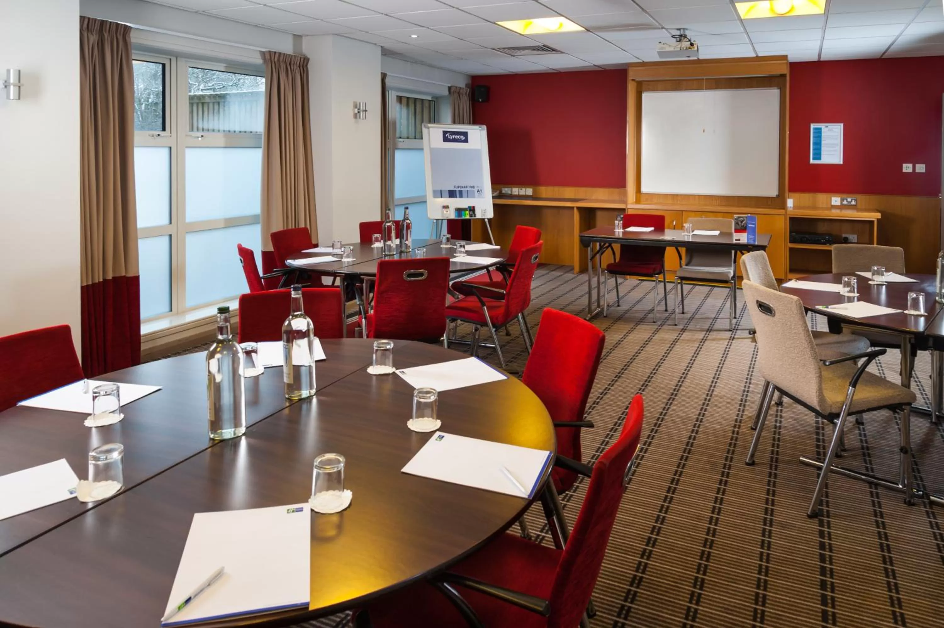 Meeting/conference room in Holiday Inn Express Swindon West by IHG