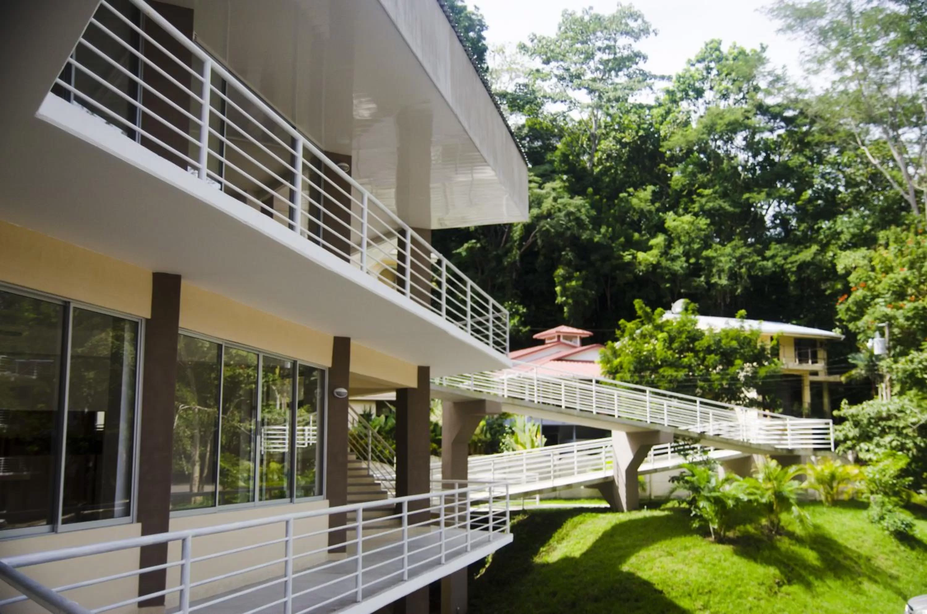 Facade/entrance in Hotel Arenas en Punta Leona