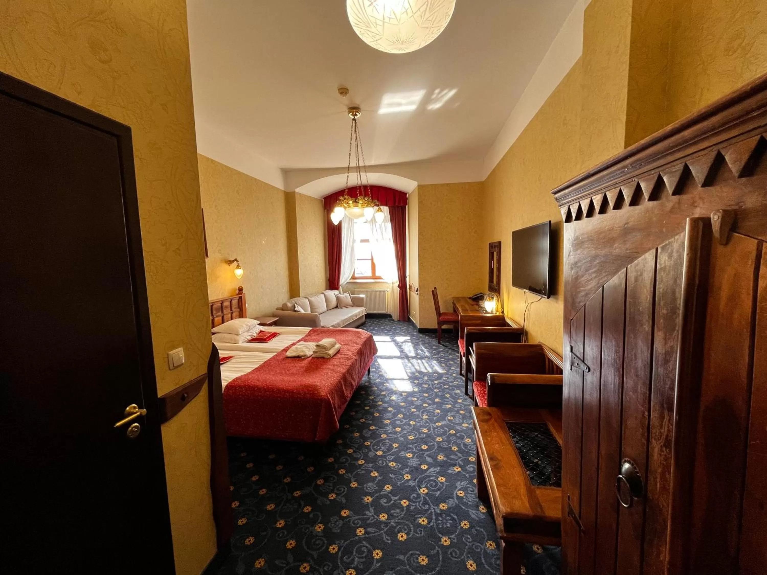Photo of the whole room, Bed in Hotel Zamek Ryn