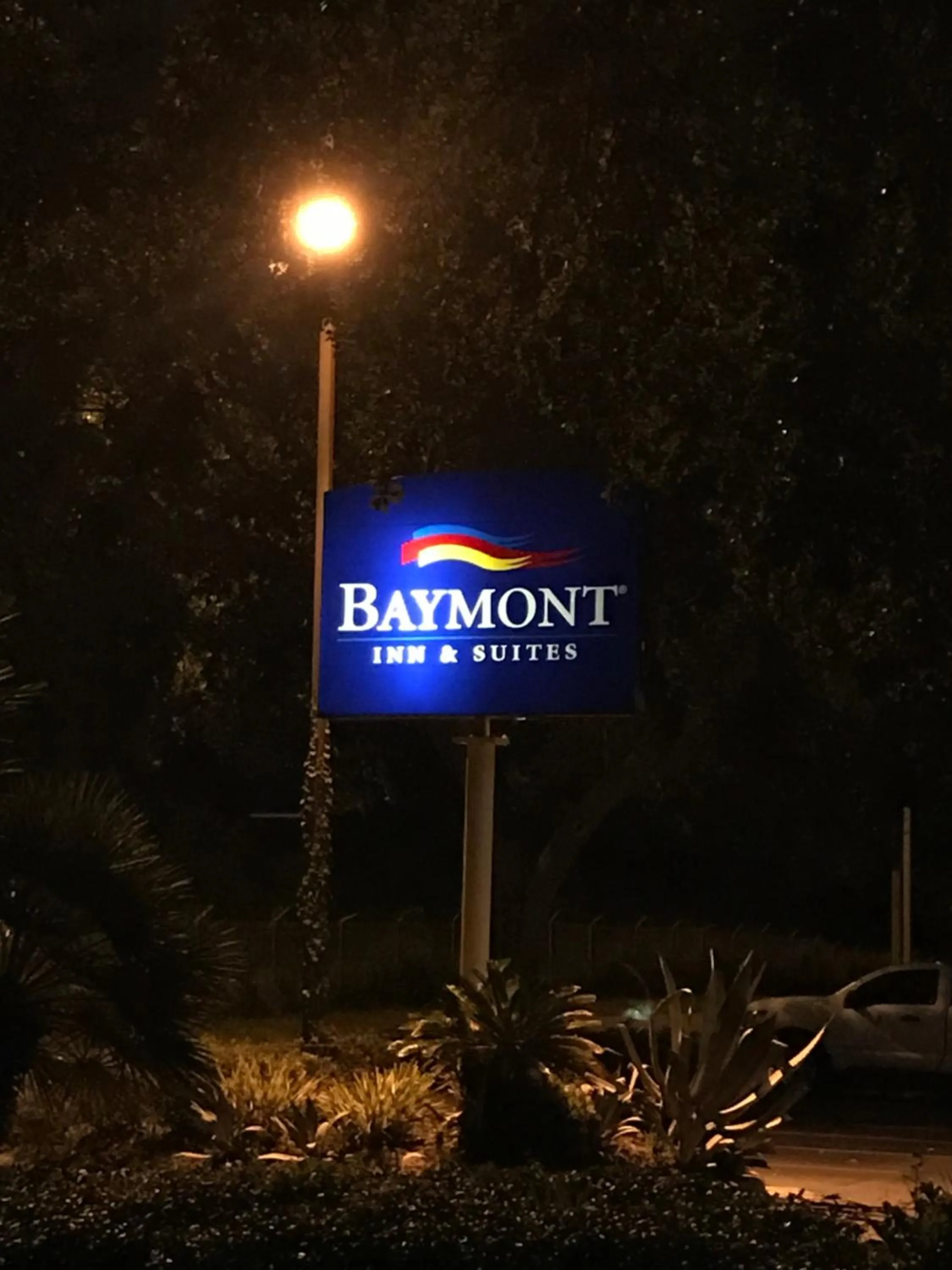 Property logo or sign in Baymont By Wyndham Gainesville I-75