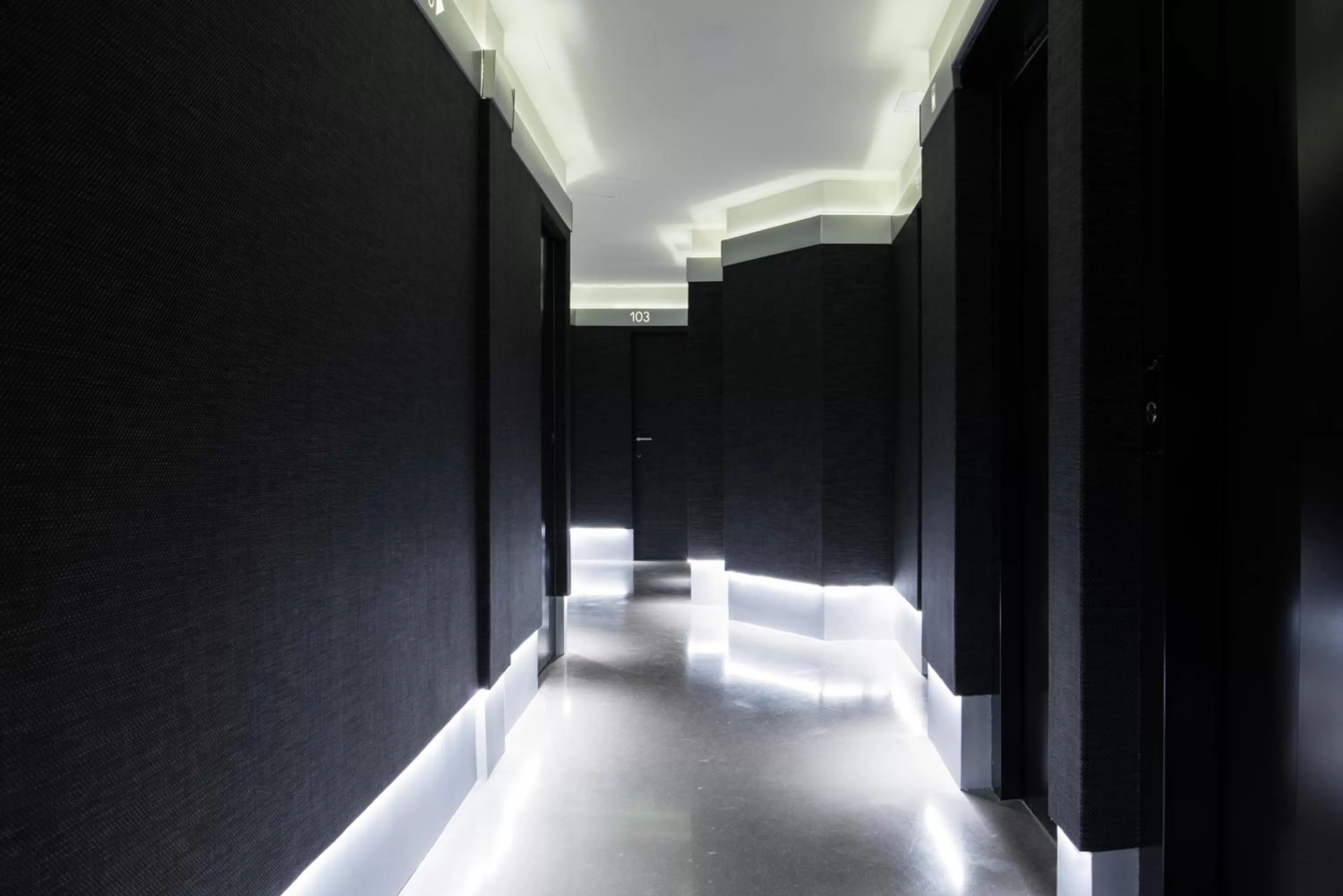 Lobby or reception in Hotel Pompaelo Plaza del Ayuntamiento & Spa