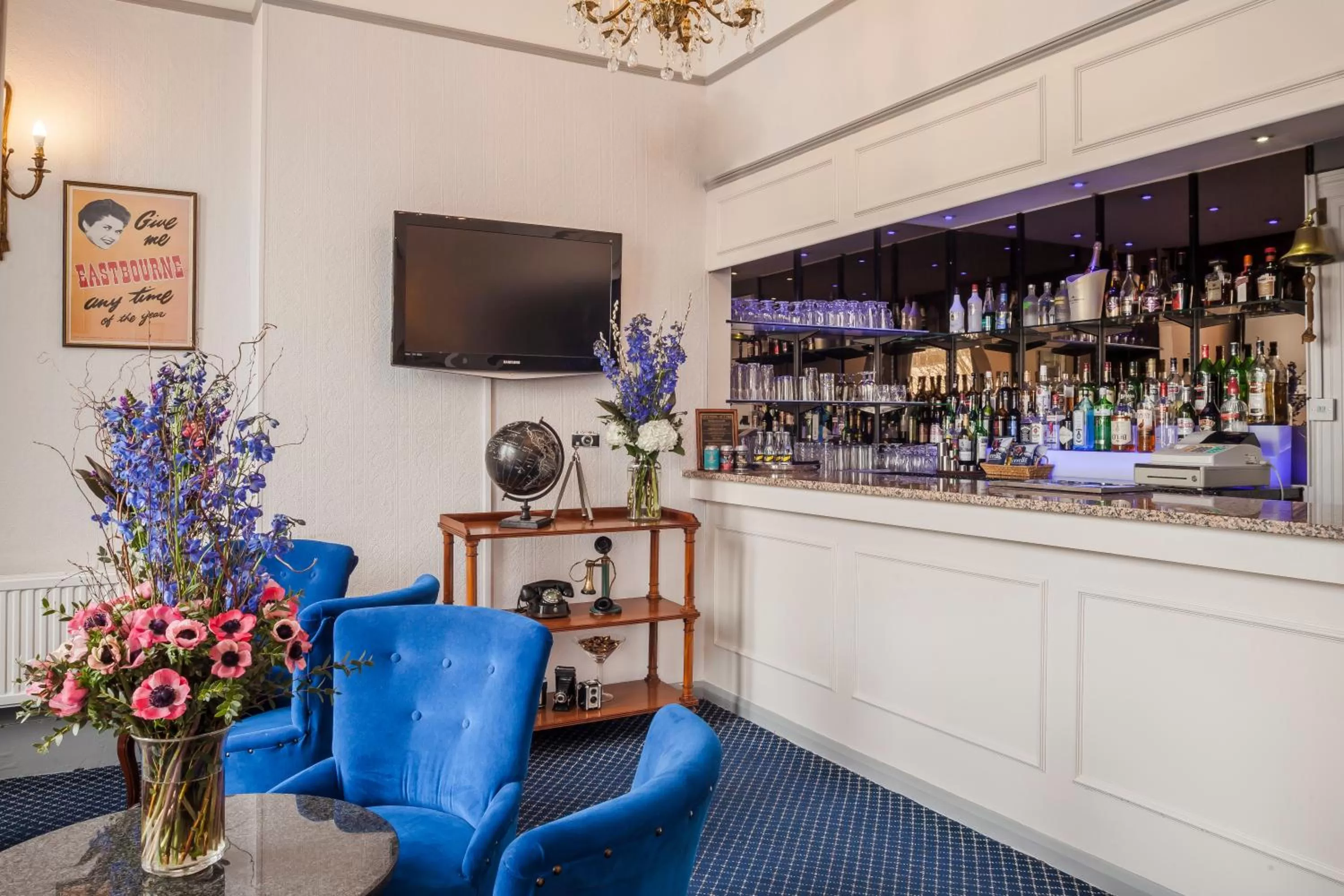 Lounge or bar in Devonshire Park Hotel