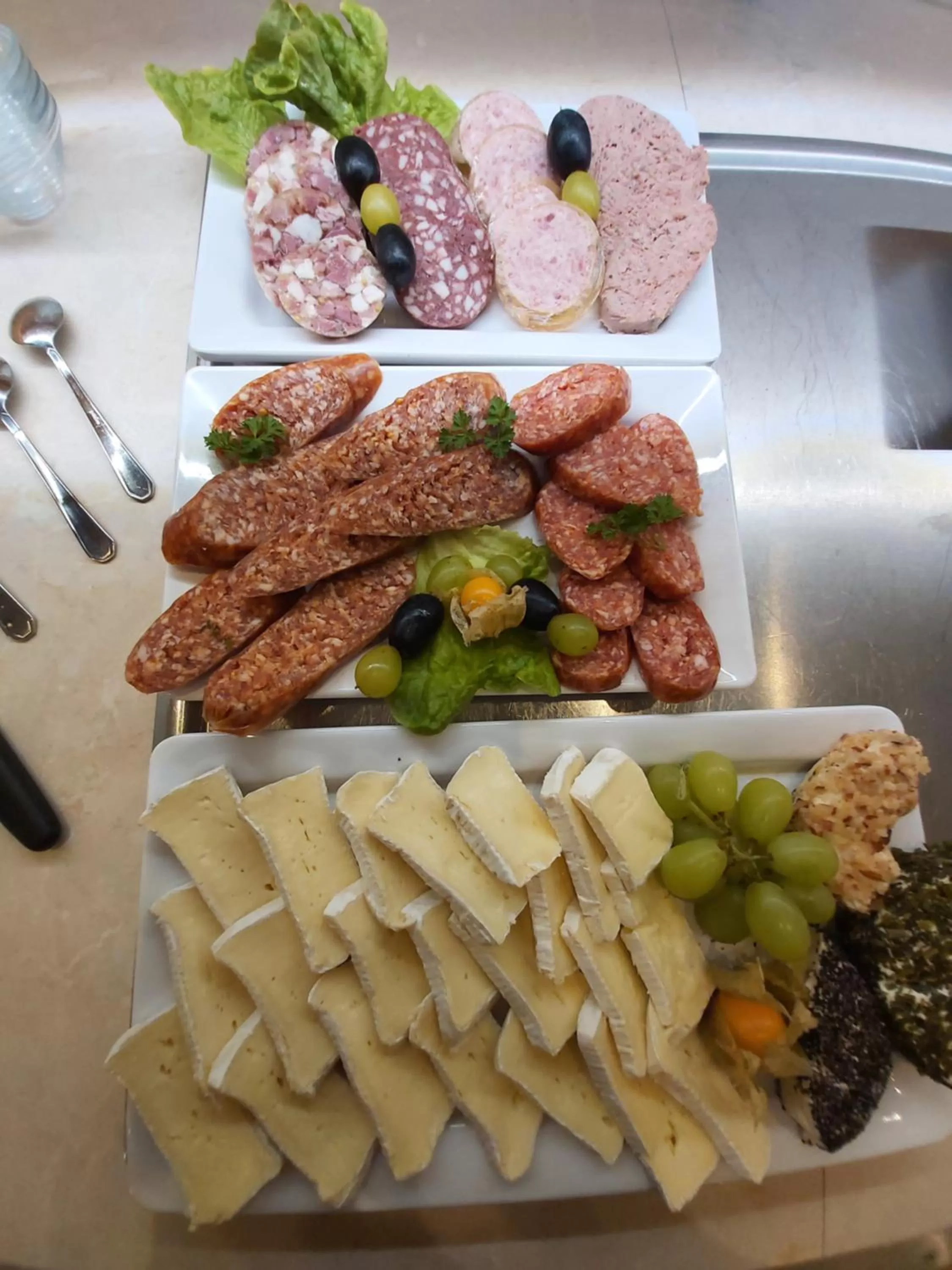 Food and drinks in Hotel Montana Limburg