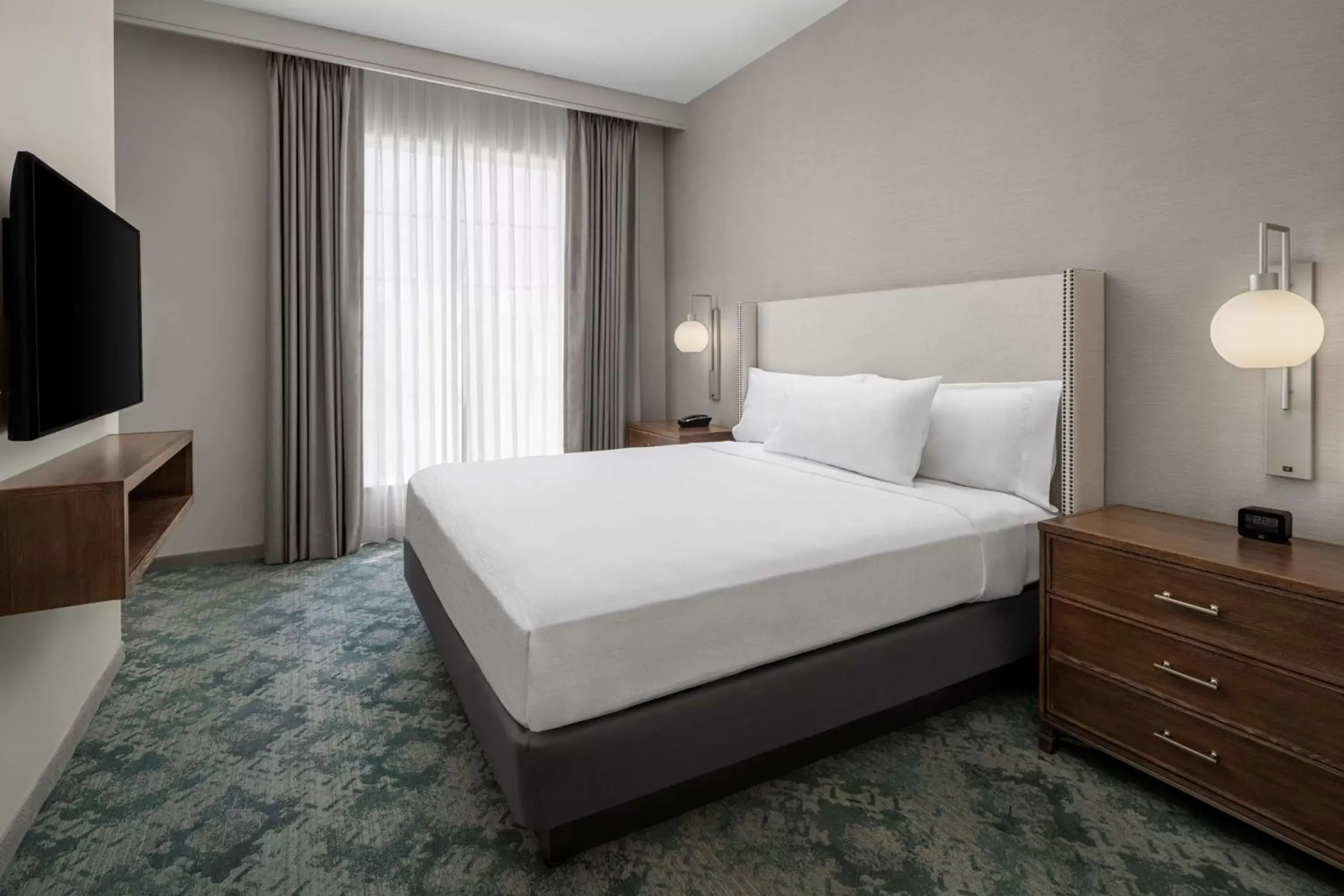 King Suite - Mobility Access in Embassy Suites by Hilton Charleston Harbor Mt. Pleasant King Suite - Mobility Access in Embassy Suites by Hilton Charleston Harbor Mt. Pleasant