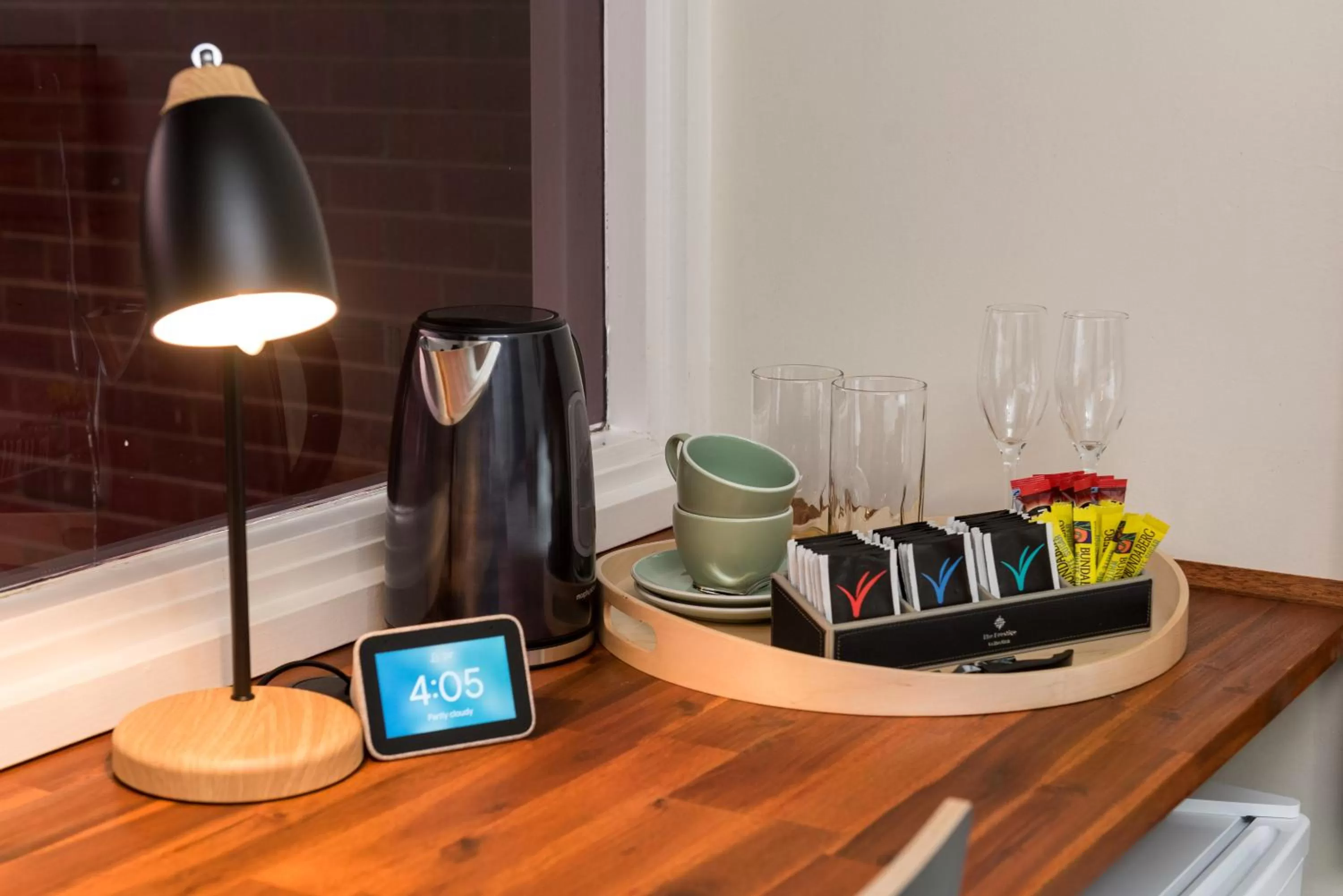 Coffee/tea facilities in Black Sheep Motel Goulburn