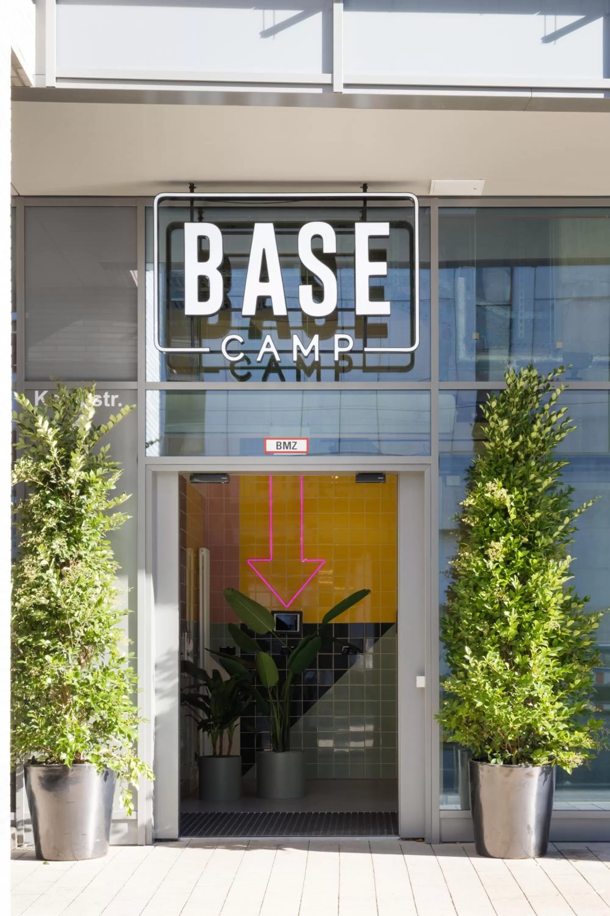 Facade/entrance in Basecamp Hotel Dortmund
