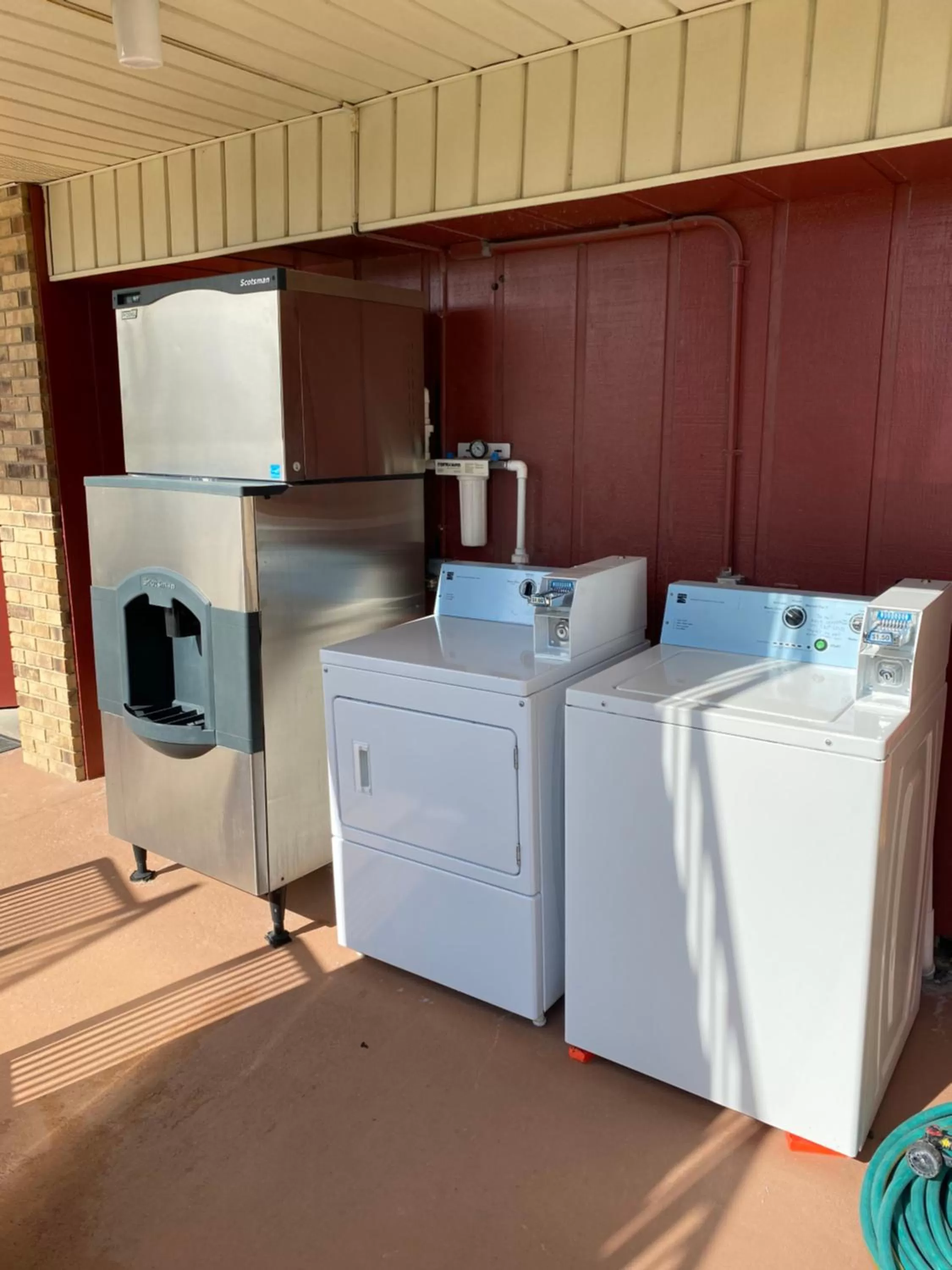 Property building in Budget Host Inn - Baxley