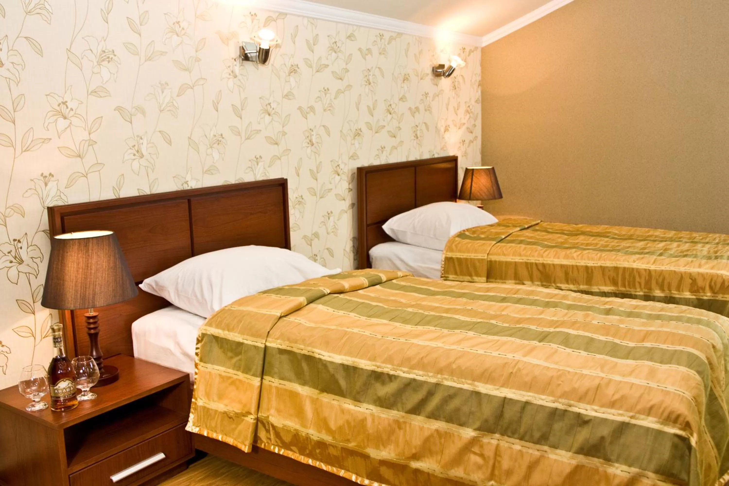 Bedroom, Bed in Laguna Hotel