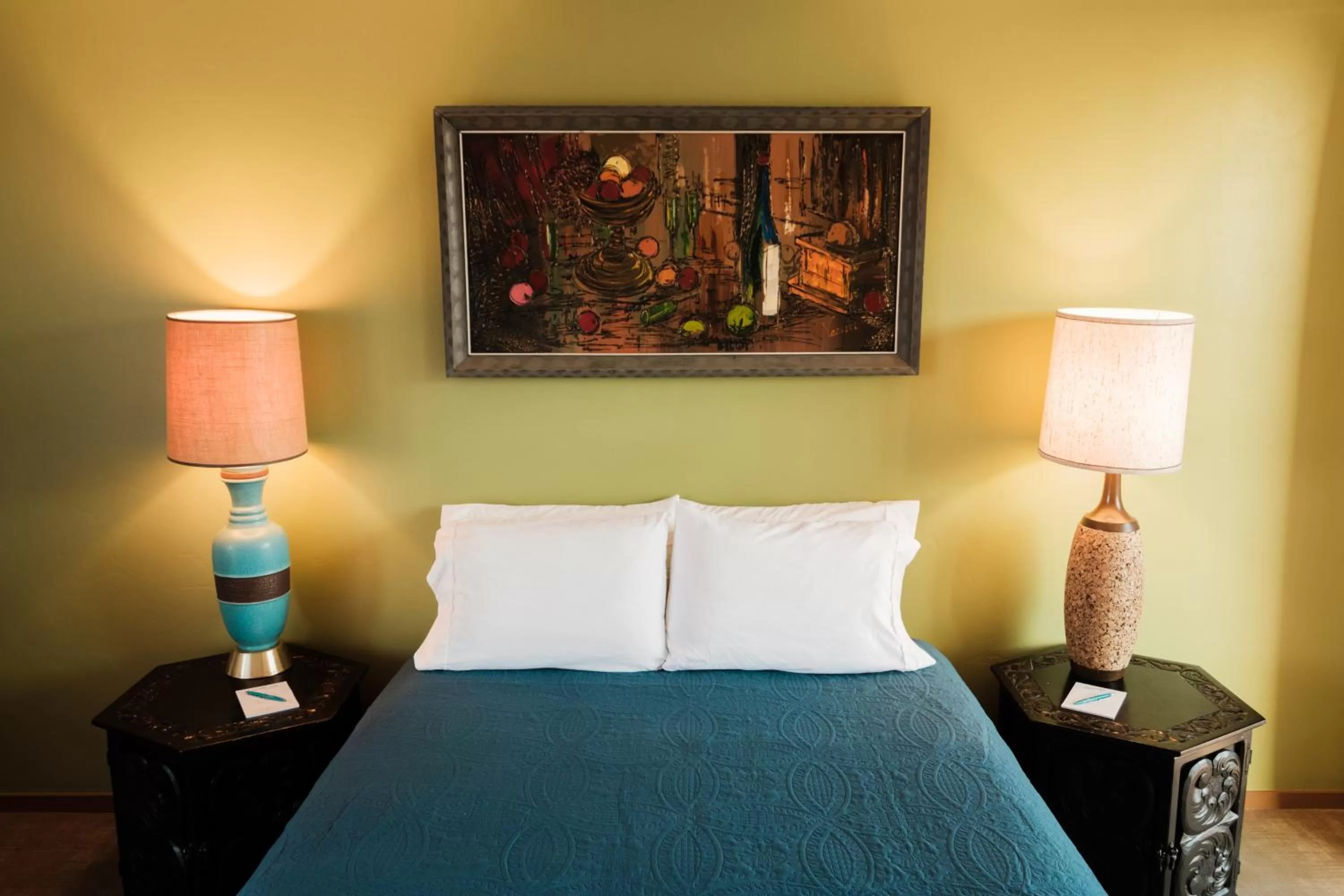 Bedroom, Bed in The Downtown Clifton Hotel