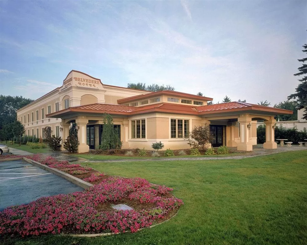 Facade/entrance in Belvedere Inn Schenectady - Albany