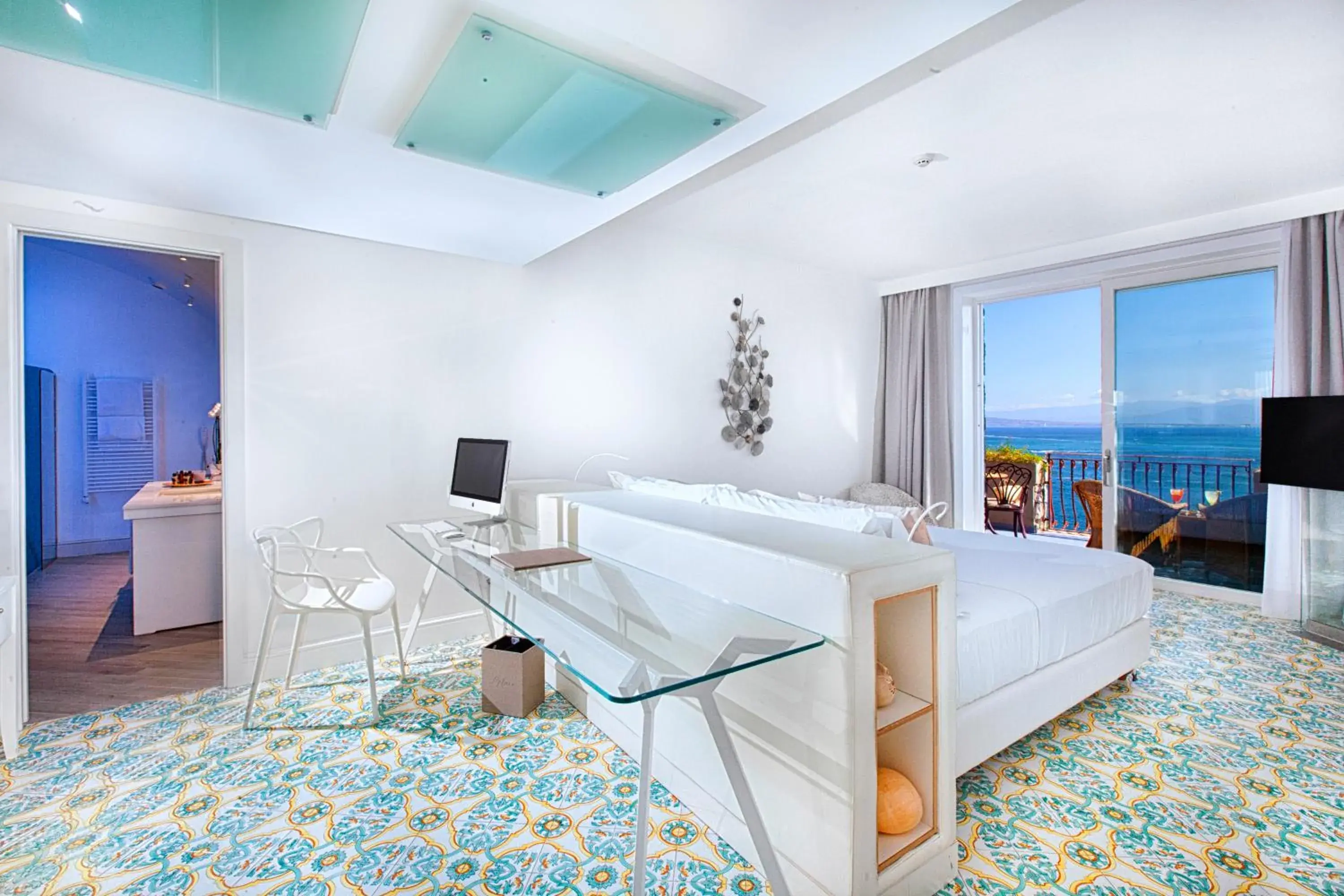 Deluxe Junior Suite with Terrace and Sea View in Hotel Belair Deluxe Junior Suite with Terrace and Sea View in Hotel Belair