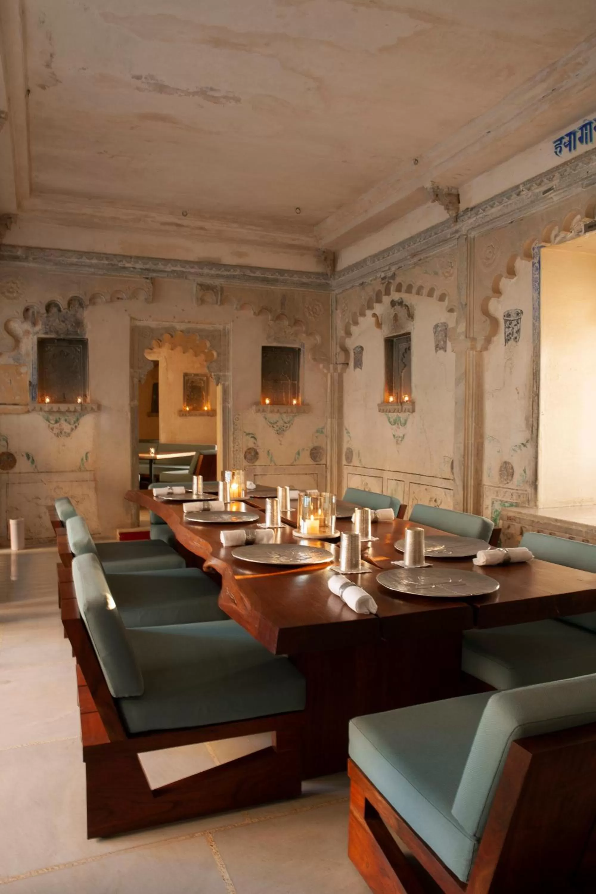 Restaurant/places to eat in RAAS Devigarh