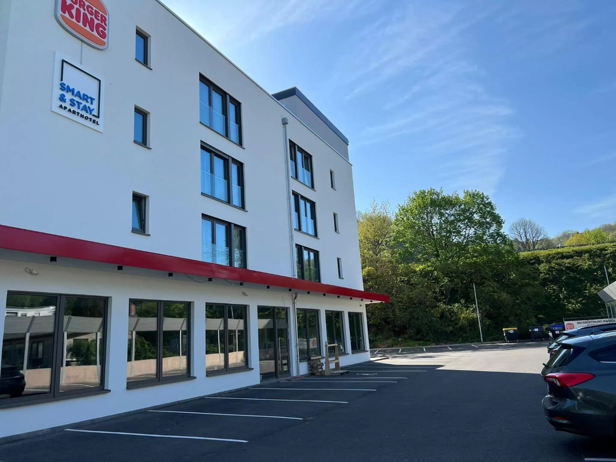 Parking in Smart & Stay Aparthotel Saarbrücken Süd - Self-Check-In - Free Parking