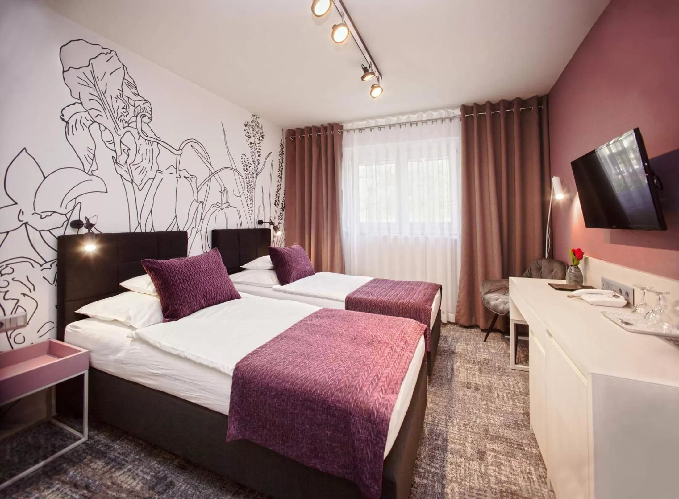 Bed in Piccolo Panzió Vendéglő Vinoteca