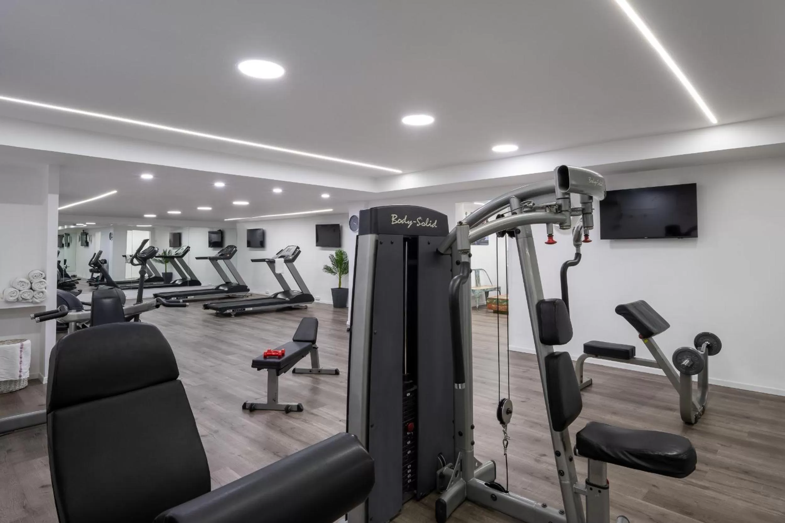 Fitness centre/facilities in Hacienda Forest View Hotel