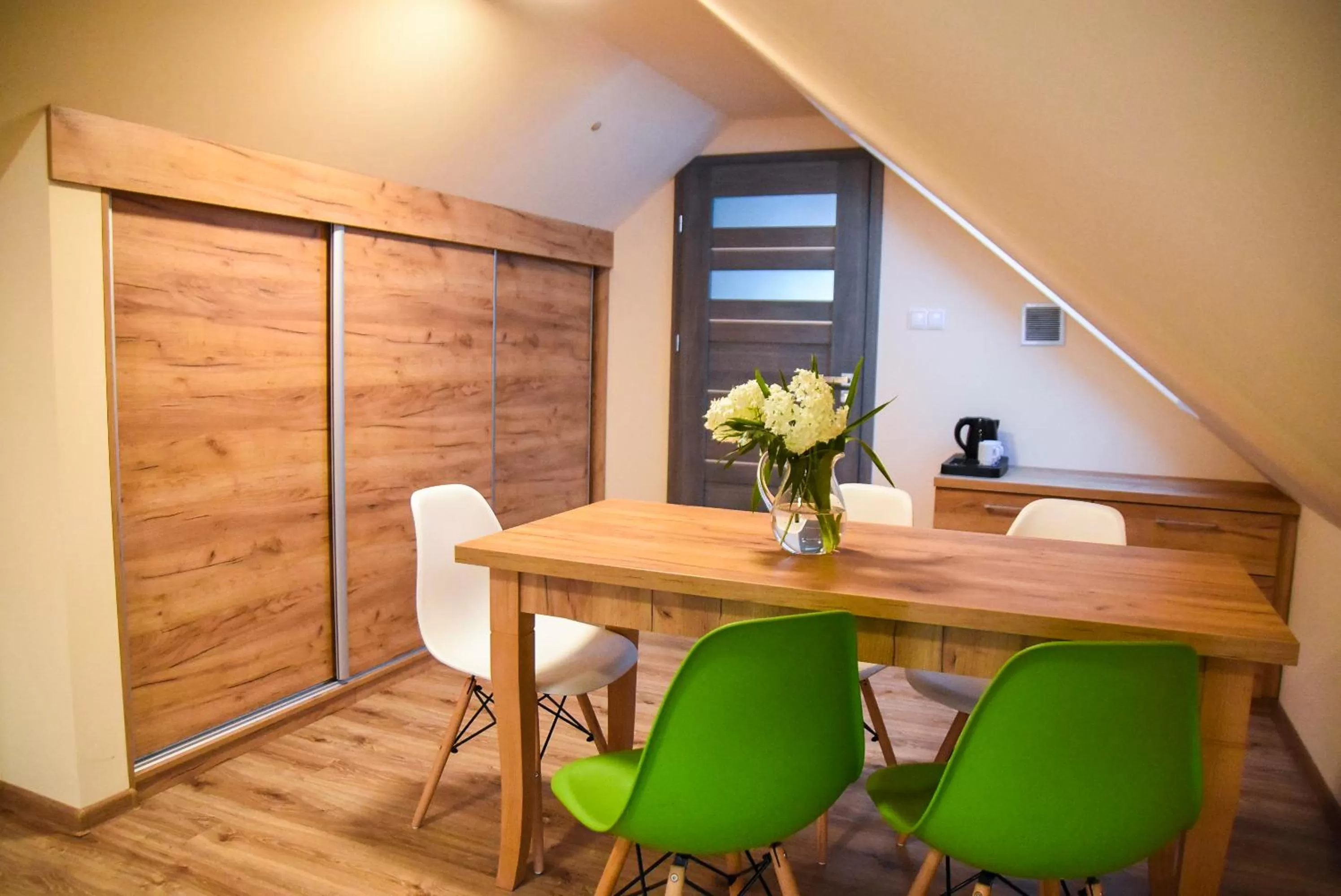 Coffee/tea facilities, Dining Area in Willa Szczepaniakówka