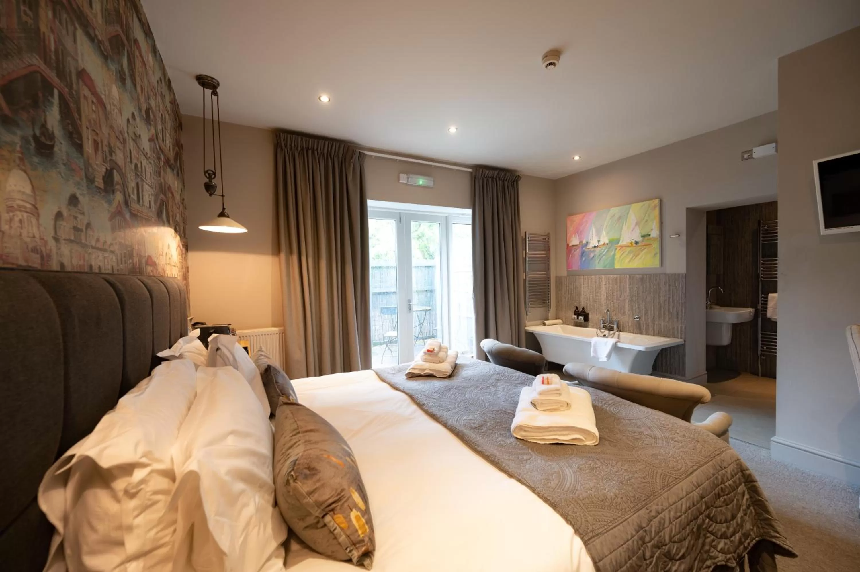 Bed in No33 HUNSTANTON BOUTIQUE ROOMS