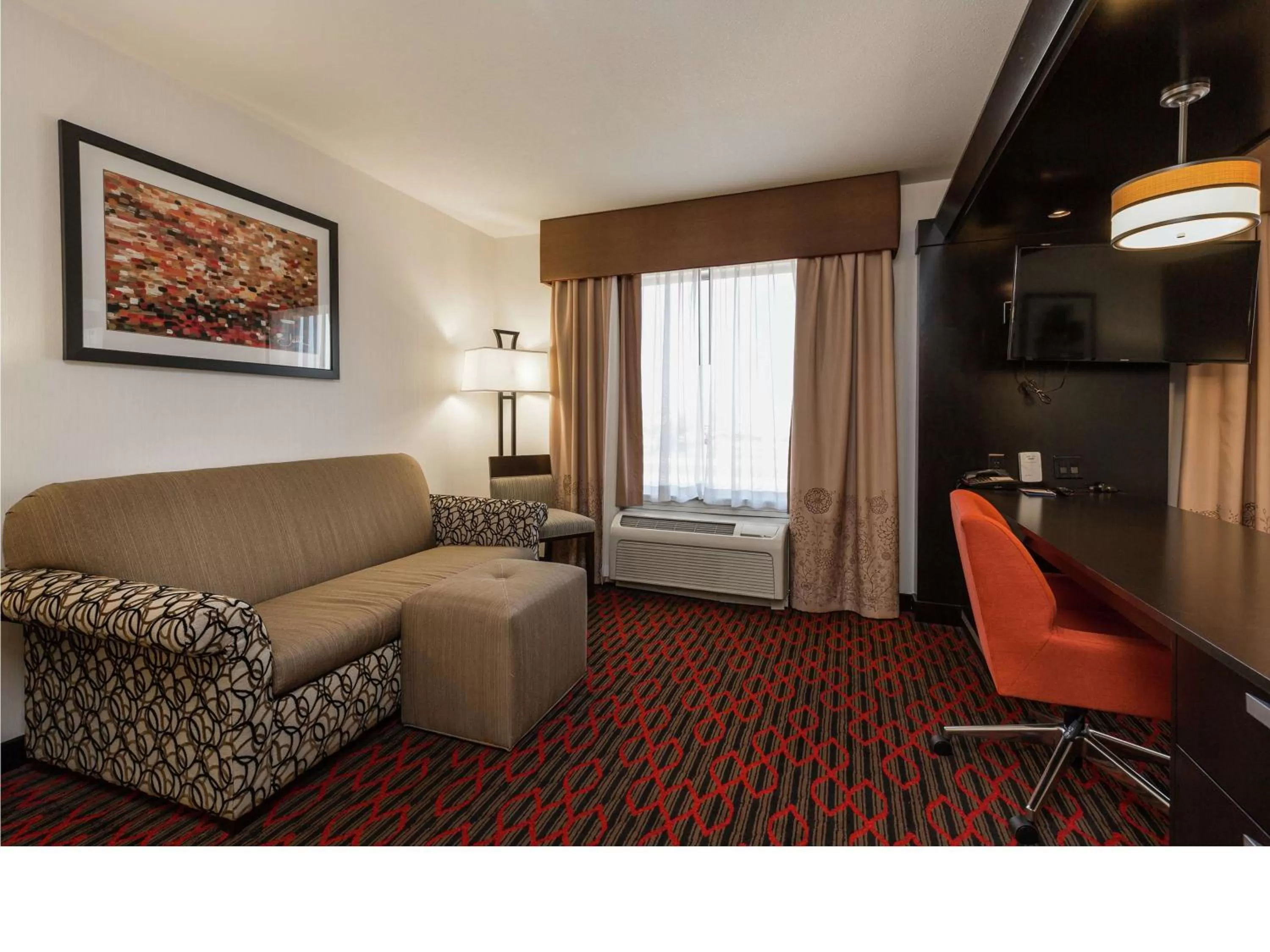 Bedroom in Hampton Inn & Suites by Hilton Lethbridge