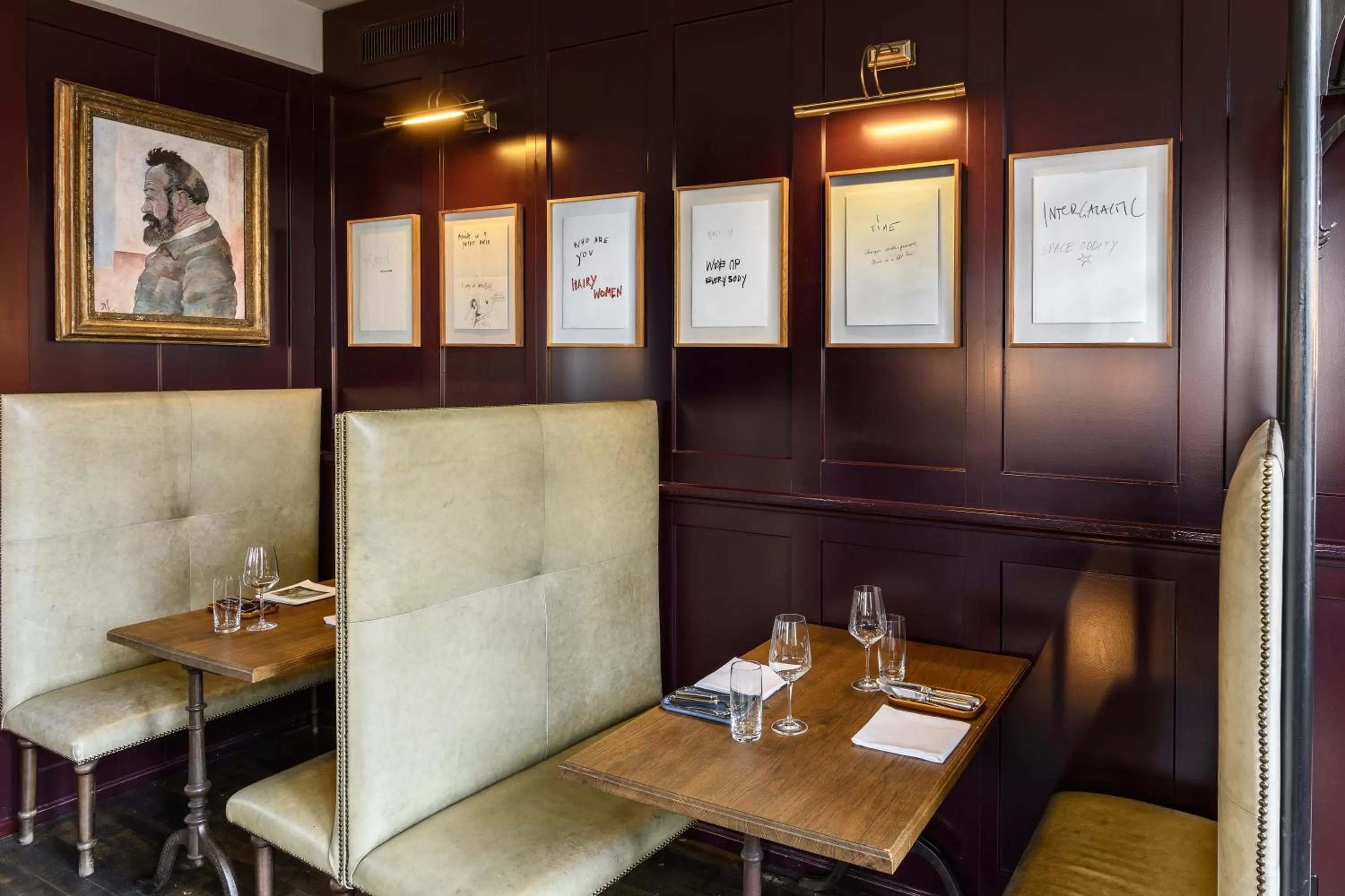 Restaurant/places to eat in Boutique & Art Hotel Helvetia