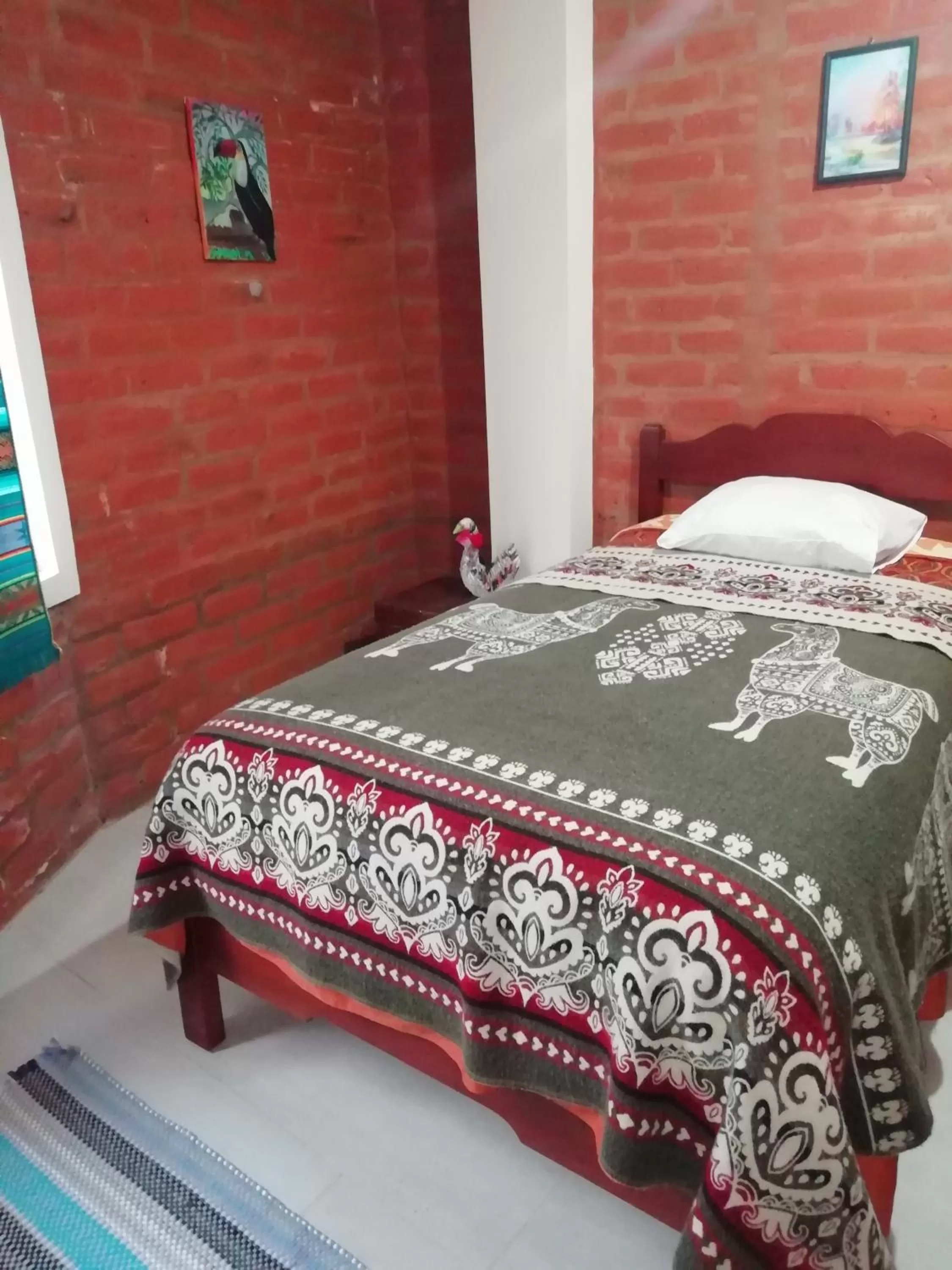 Photo of the whole room, Bed in Hostal La Casa Amarilla City