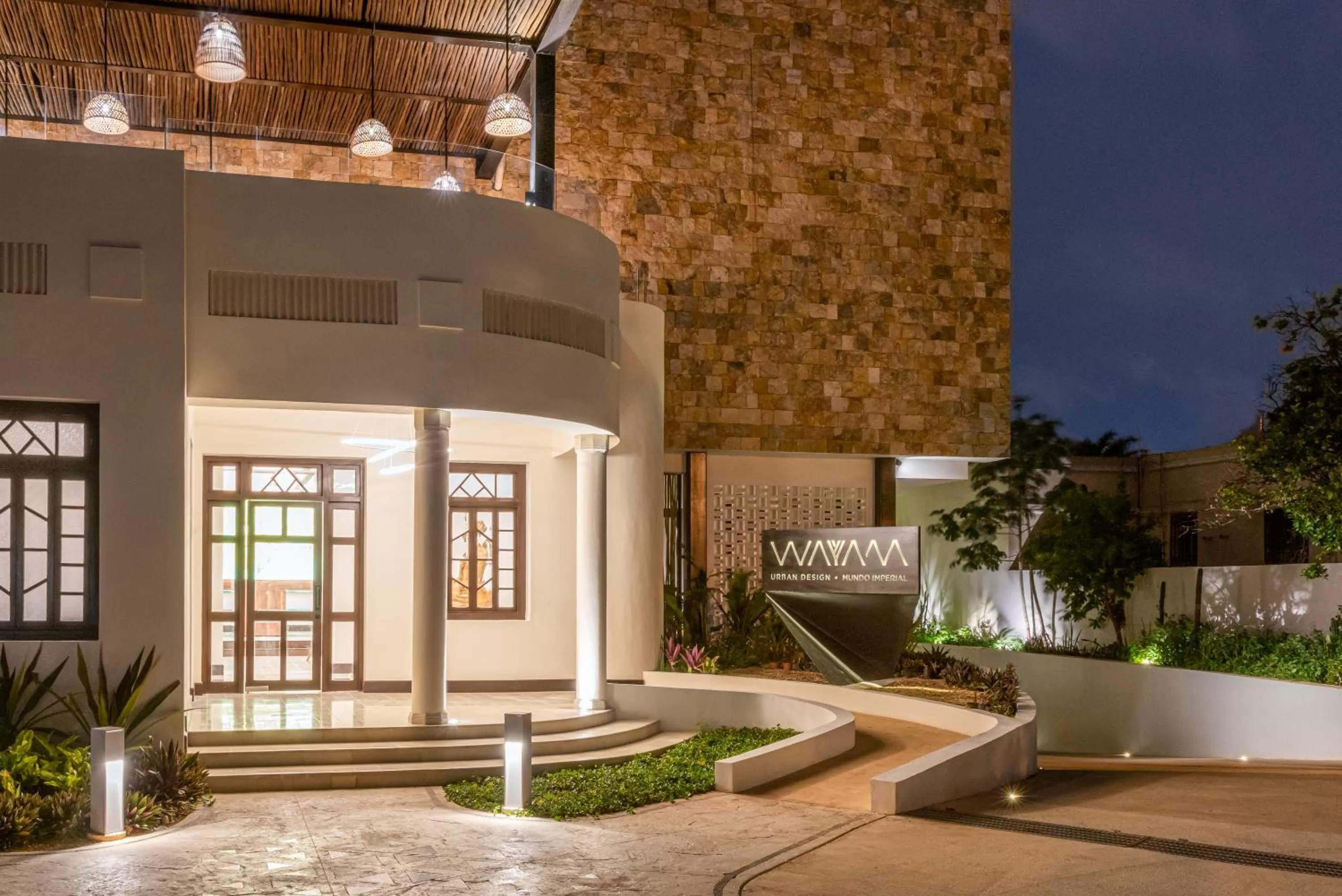 Facade/entrance in Wayam Mundo Imperial