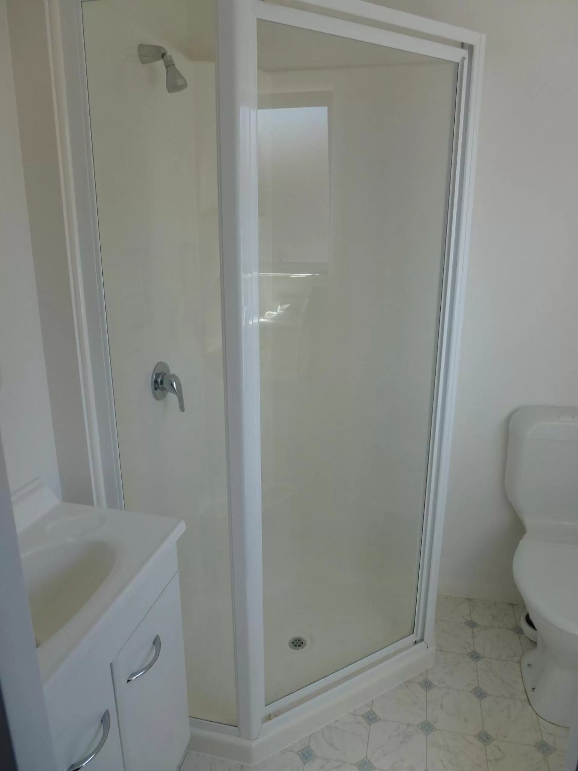 Bathroom in Mana-Nui Motel