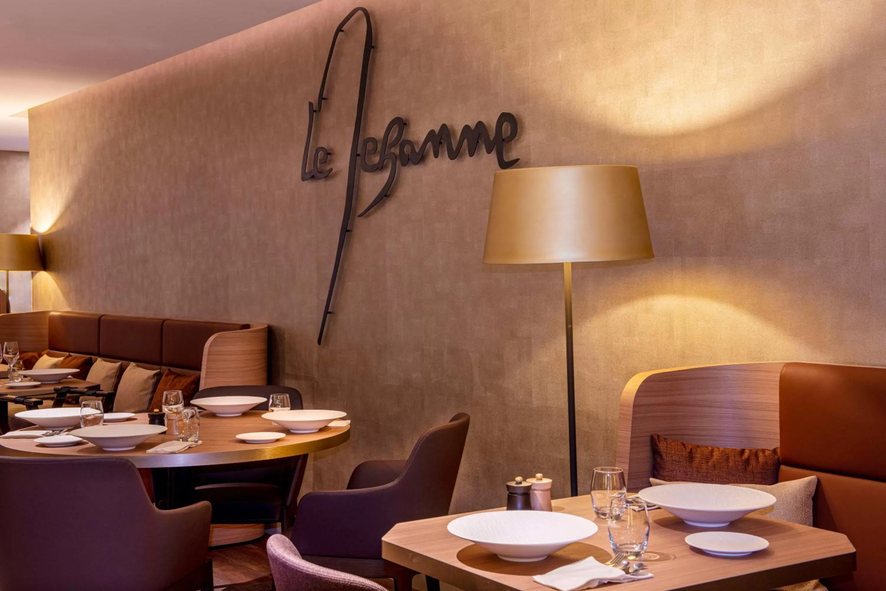 Restaurant/places to eat in Radisson Blu Hotel, Rouen Centre