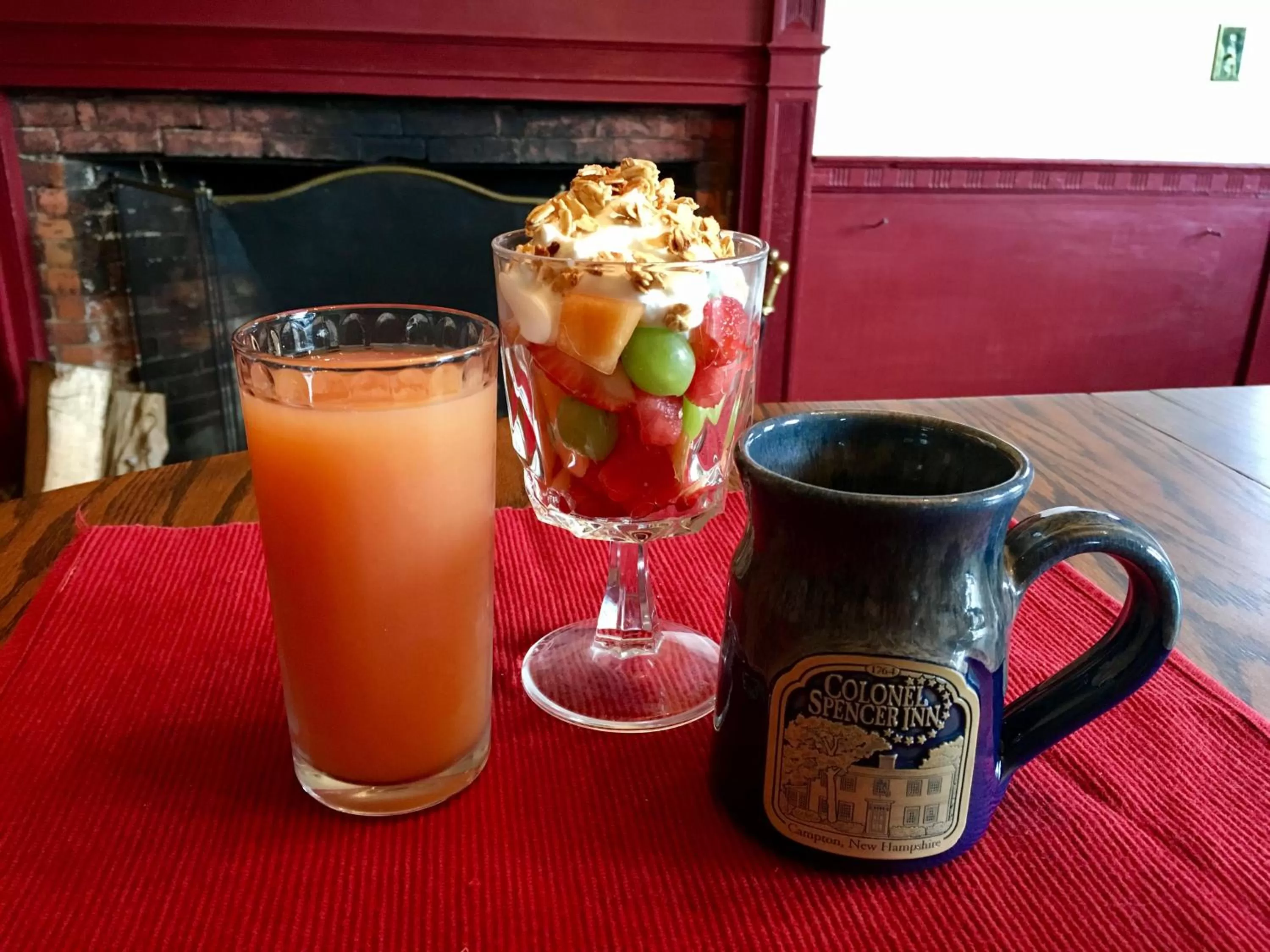 Drinks in Colonel Spencer Inn