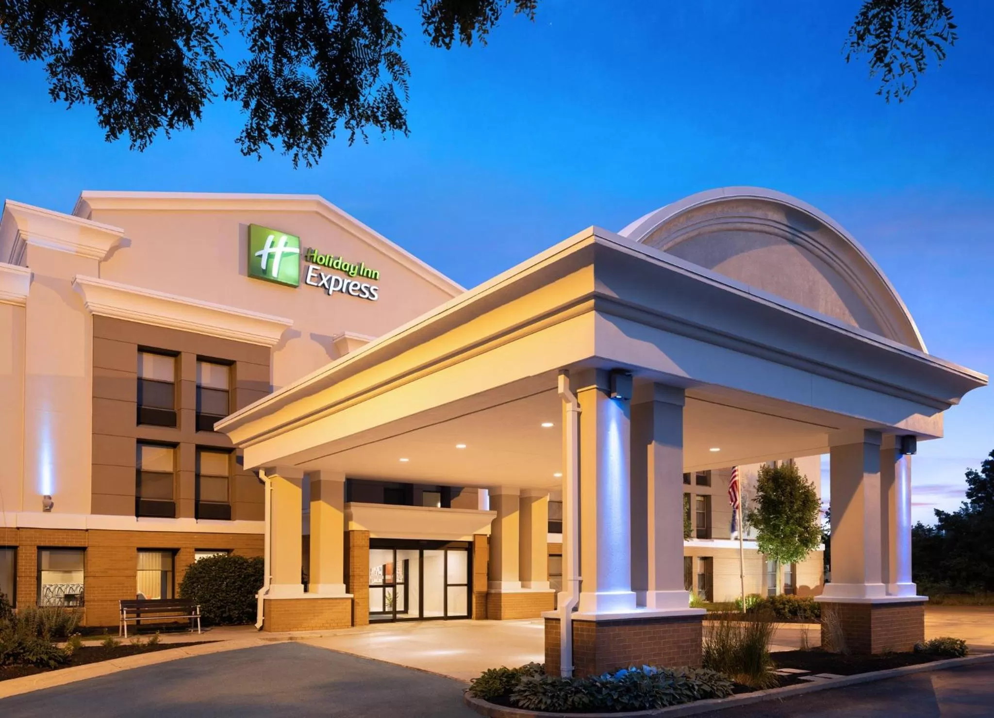 Property building in Holiday Inn Express Indianapolis Airport by IHG