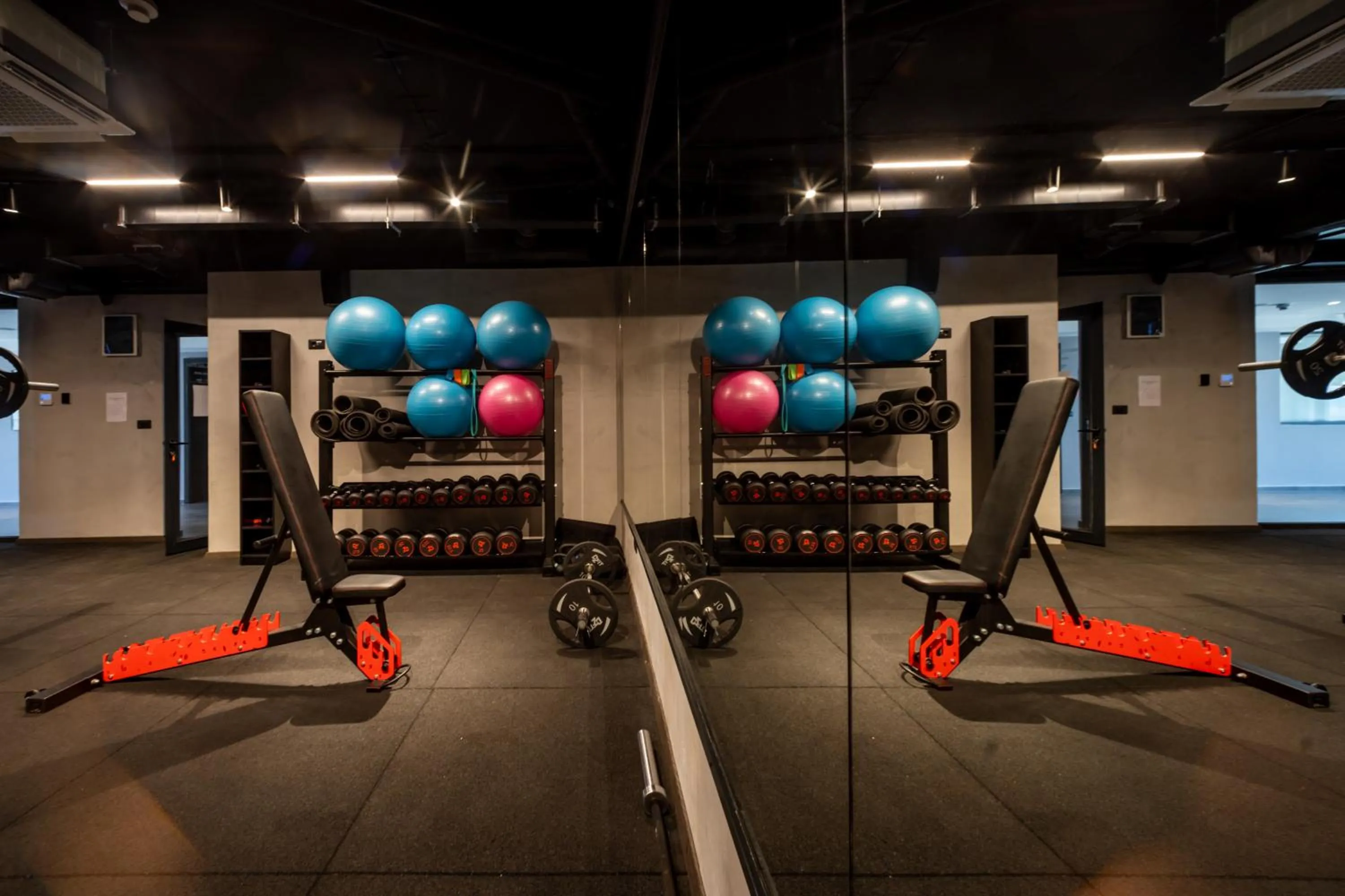 Fitness centre/facilities in Royal Blue Resort & Residences