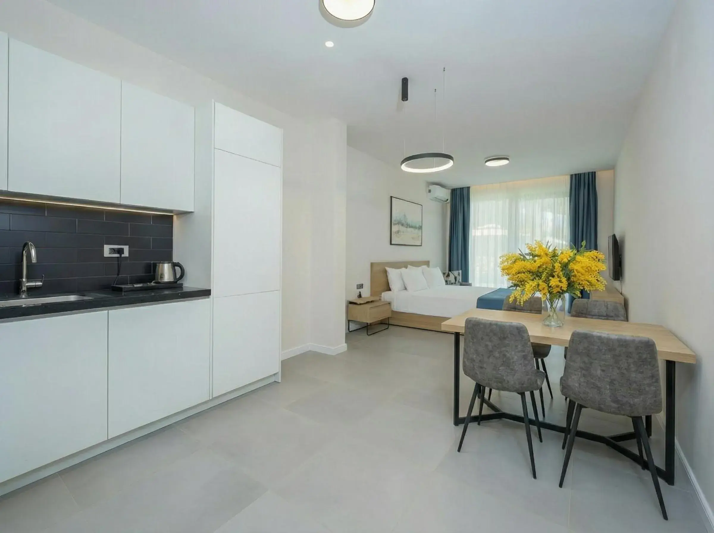 Deluxe Studio Apartment with Forest View in Royal Blue Resort & Residences Deluxe Studio Apartment with Forest View in Royal Blue Resort & Residences