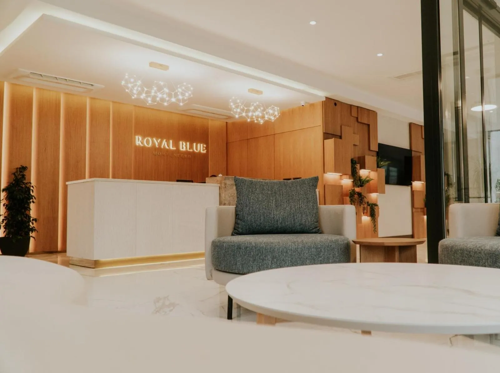 Lobby or reception in Royal Blue Resort & Residences