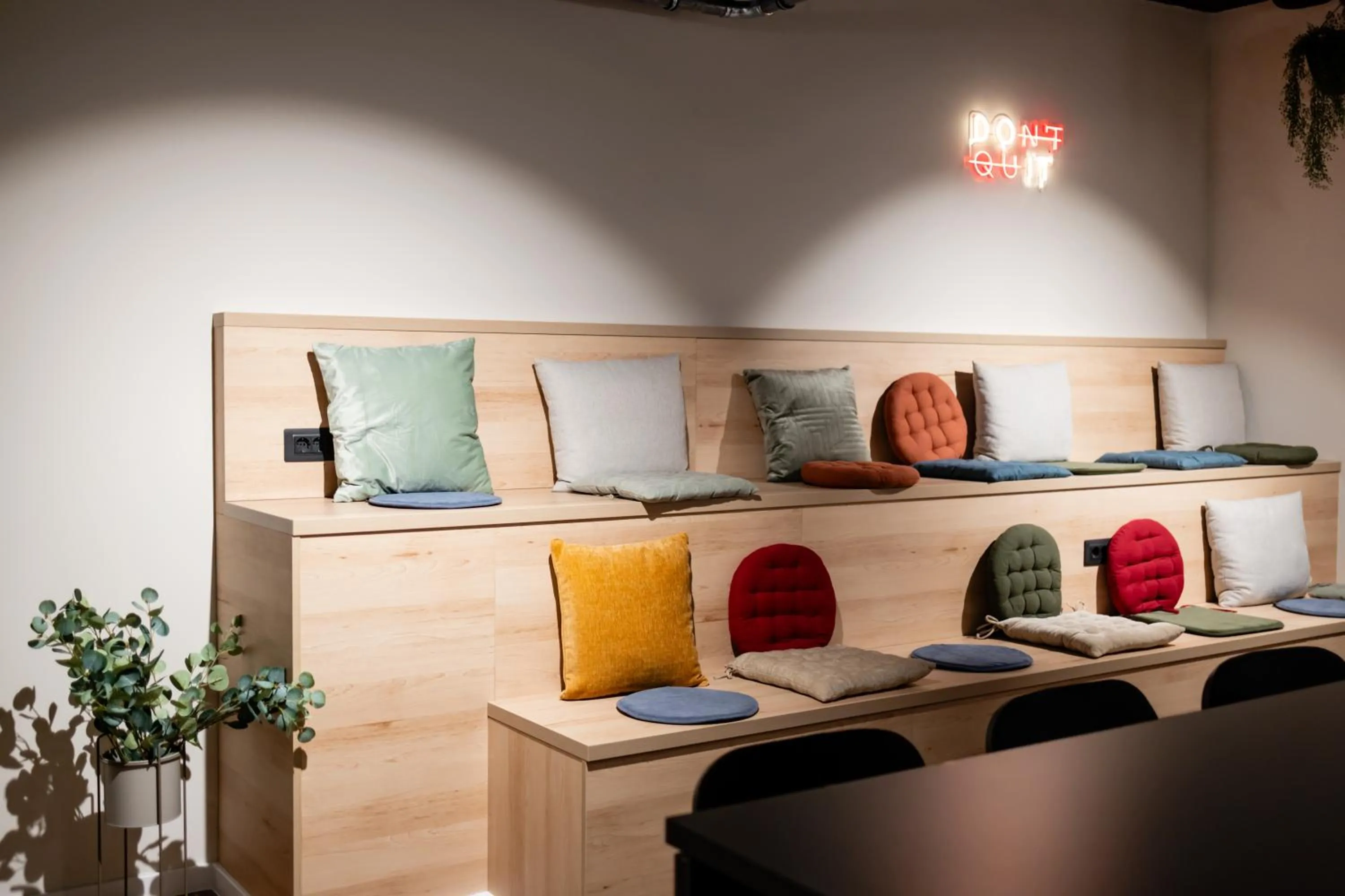 Business facilities in Royal Blue Resort & Residences