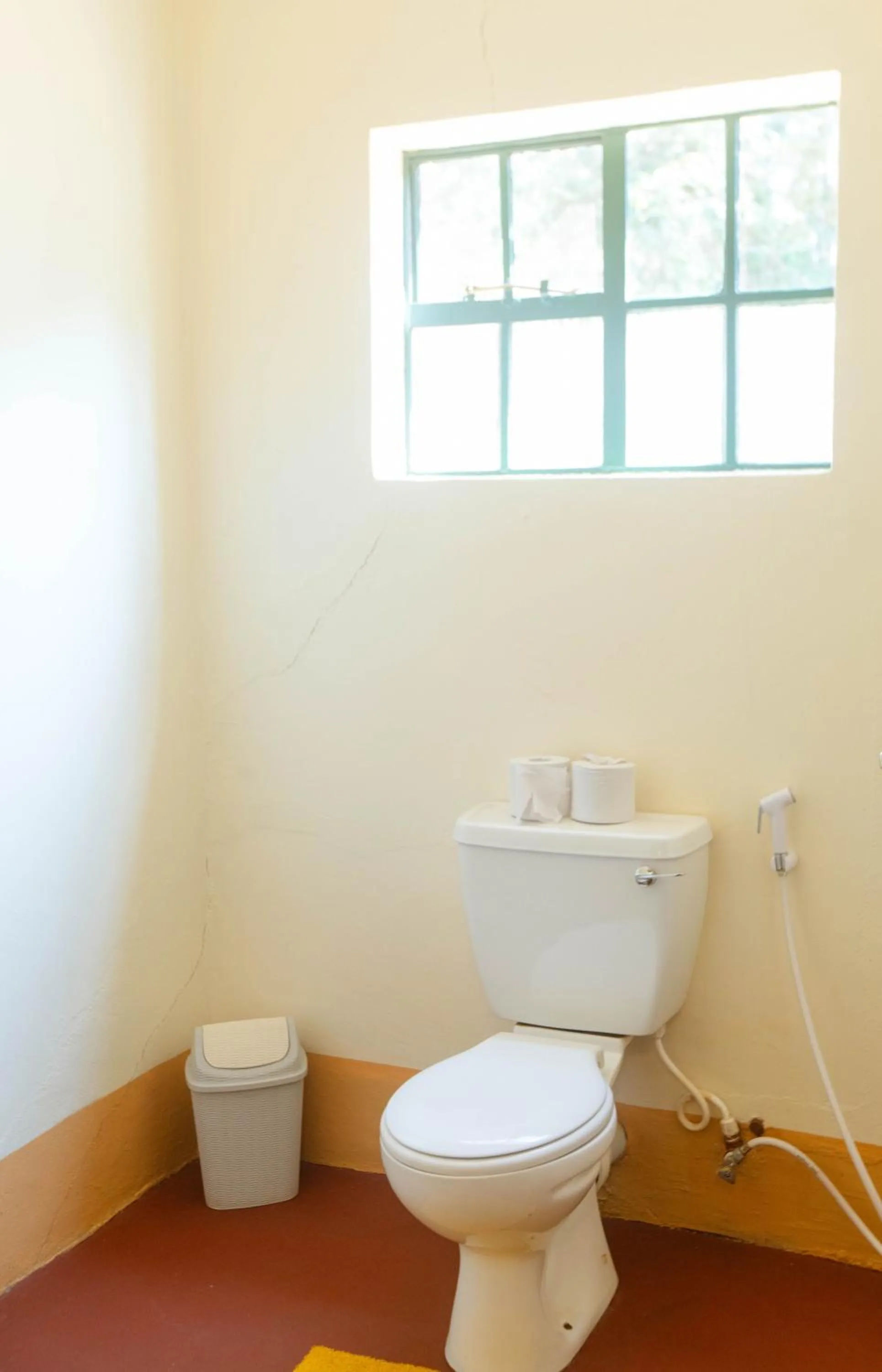 Toilet in Octagon Lodge