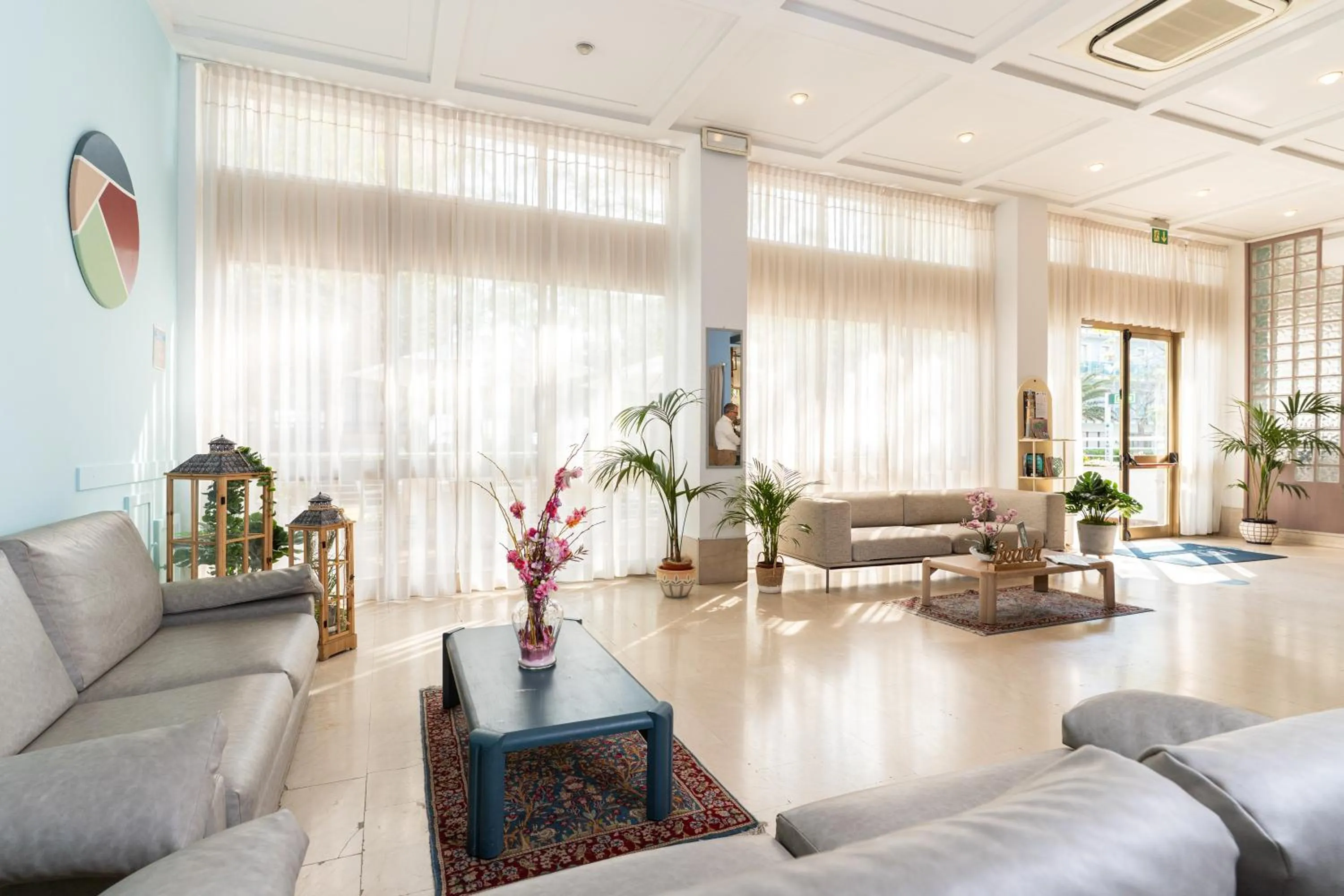 Lobby or reception in Amadei Hotel Promenade