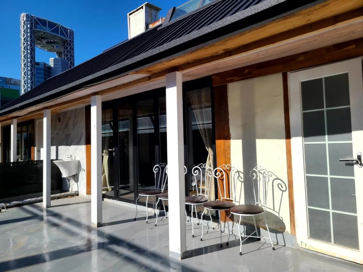 Balcony/Terrace in Woomigwan Hotel