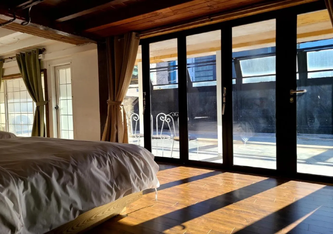 City view, Bed in Woomigwan Hotel