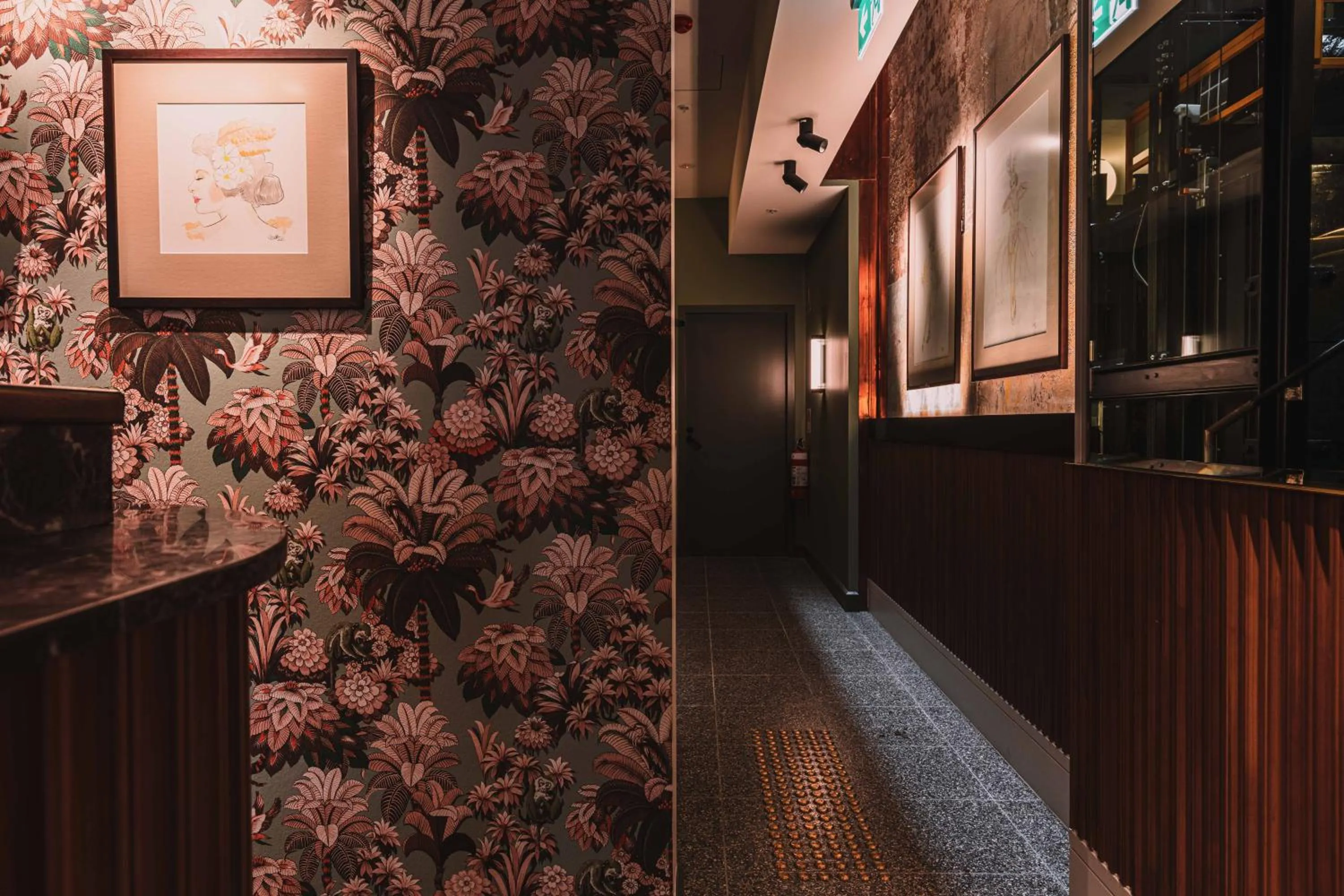 Lobby or reception in The Sarah by Urban Rest