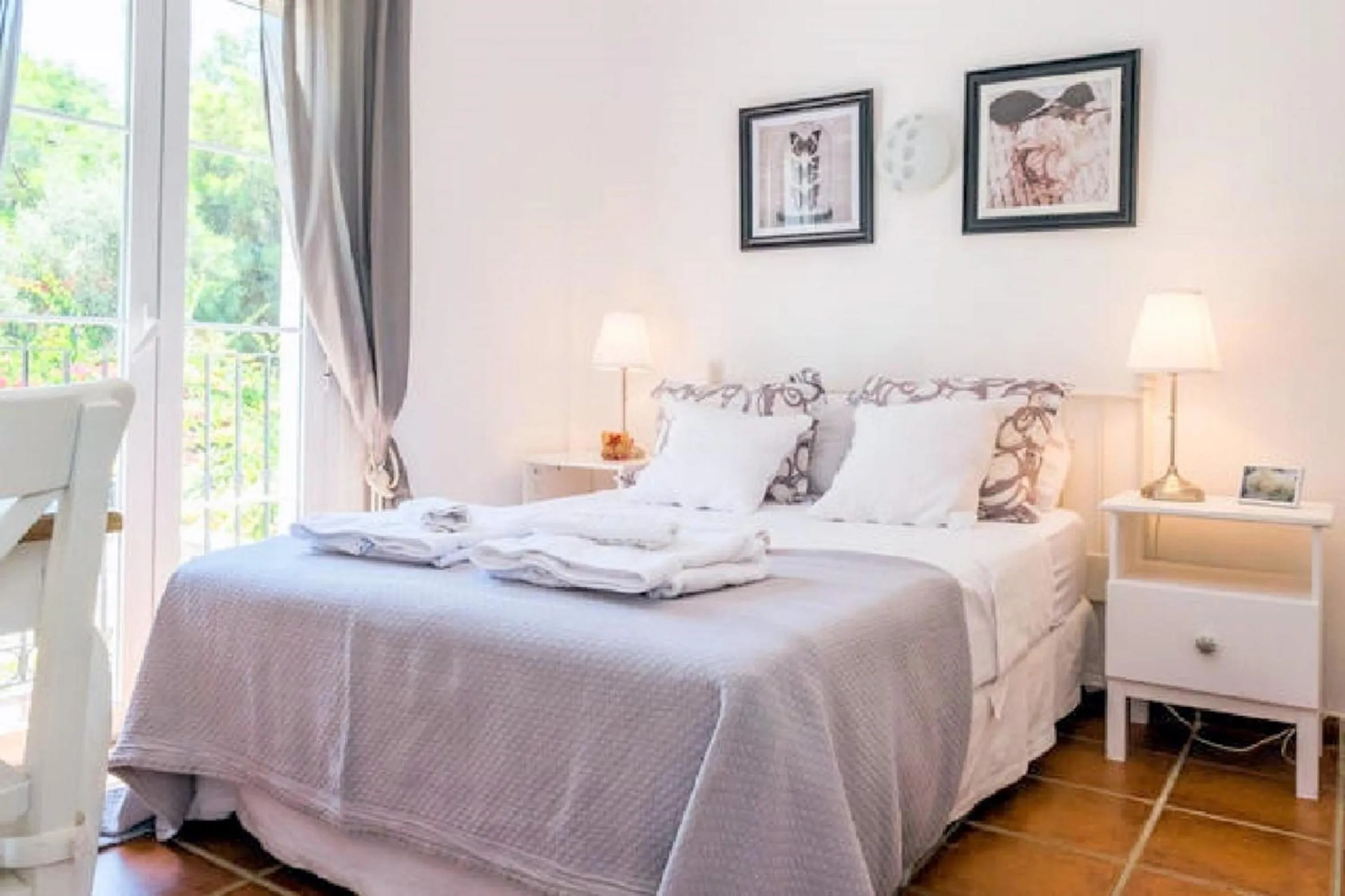 Bed in At Home in Malaga Stay & Solo Travellers