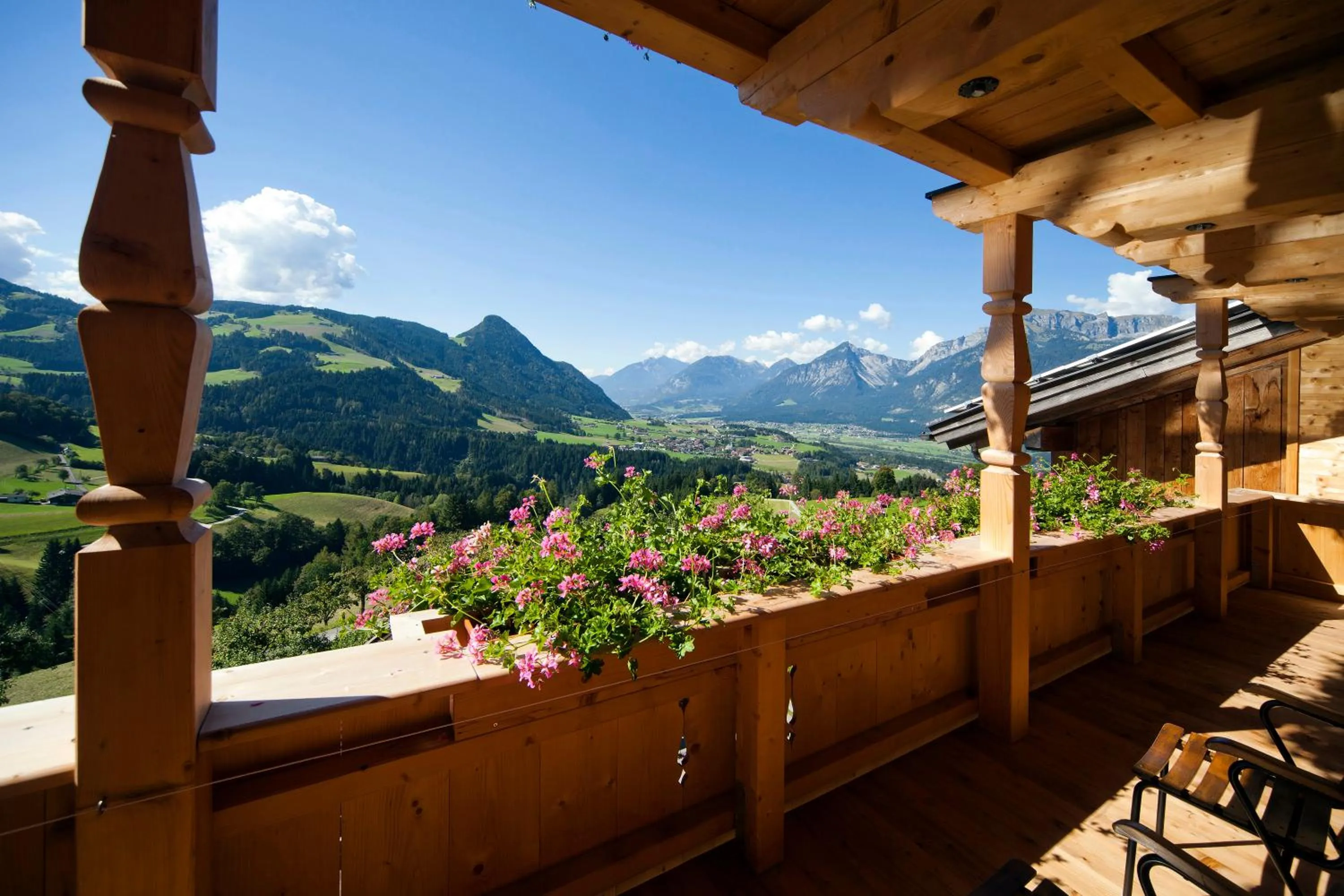 Balcony/Terrace in Hotel & Alpengasthof Pinzgerhof